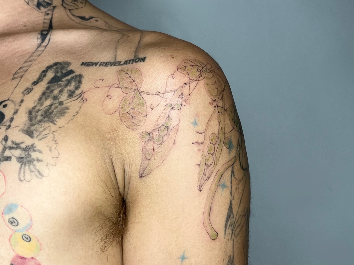 Tattoo by @sobbpp — new_school, dotwork