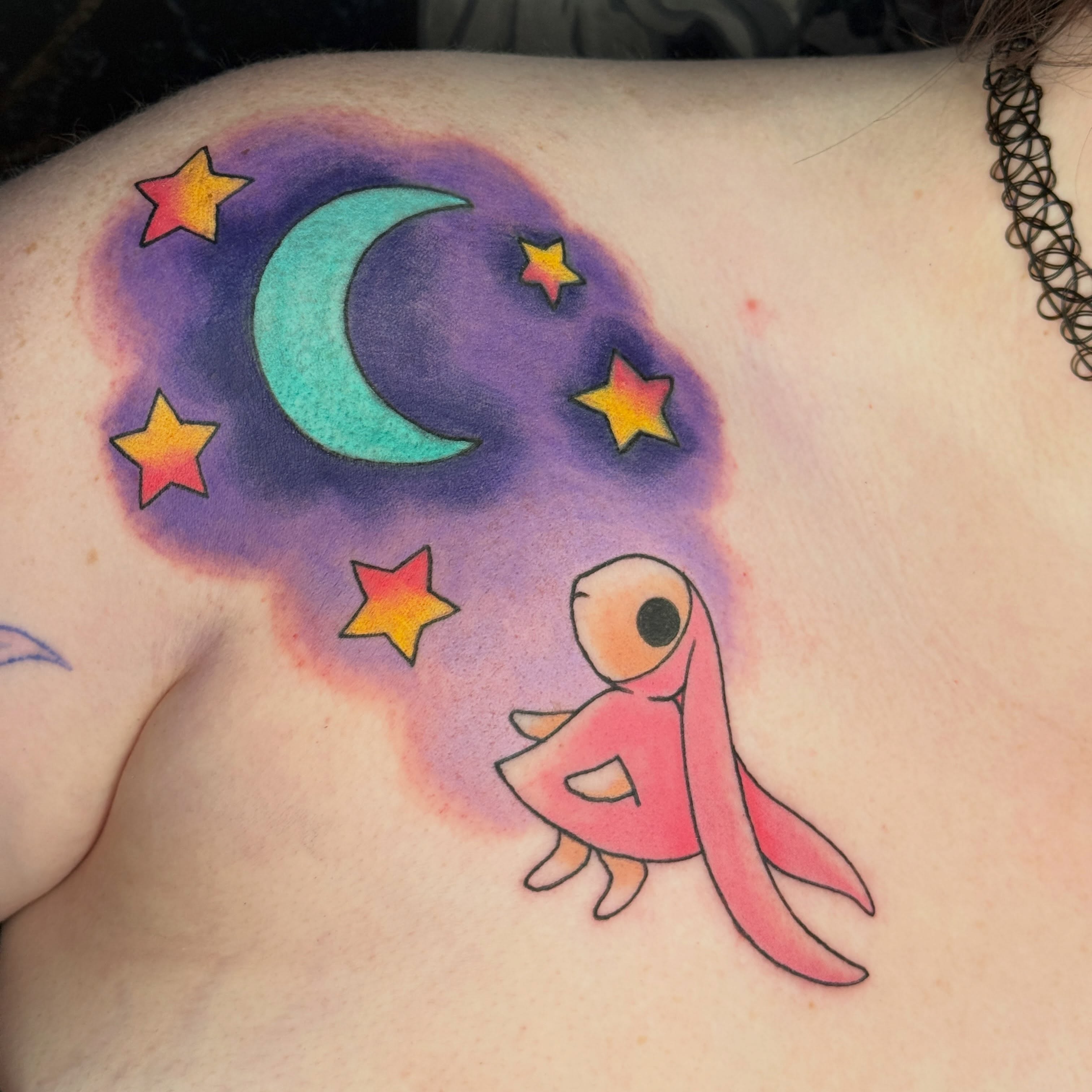 Space alien illustrative tattoo on the back by liam u. williams