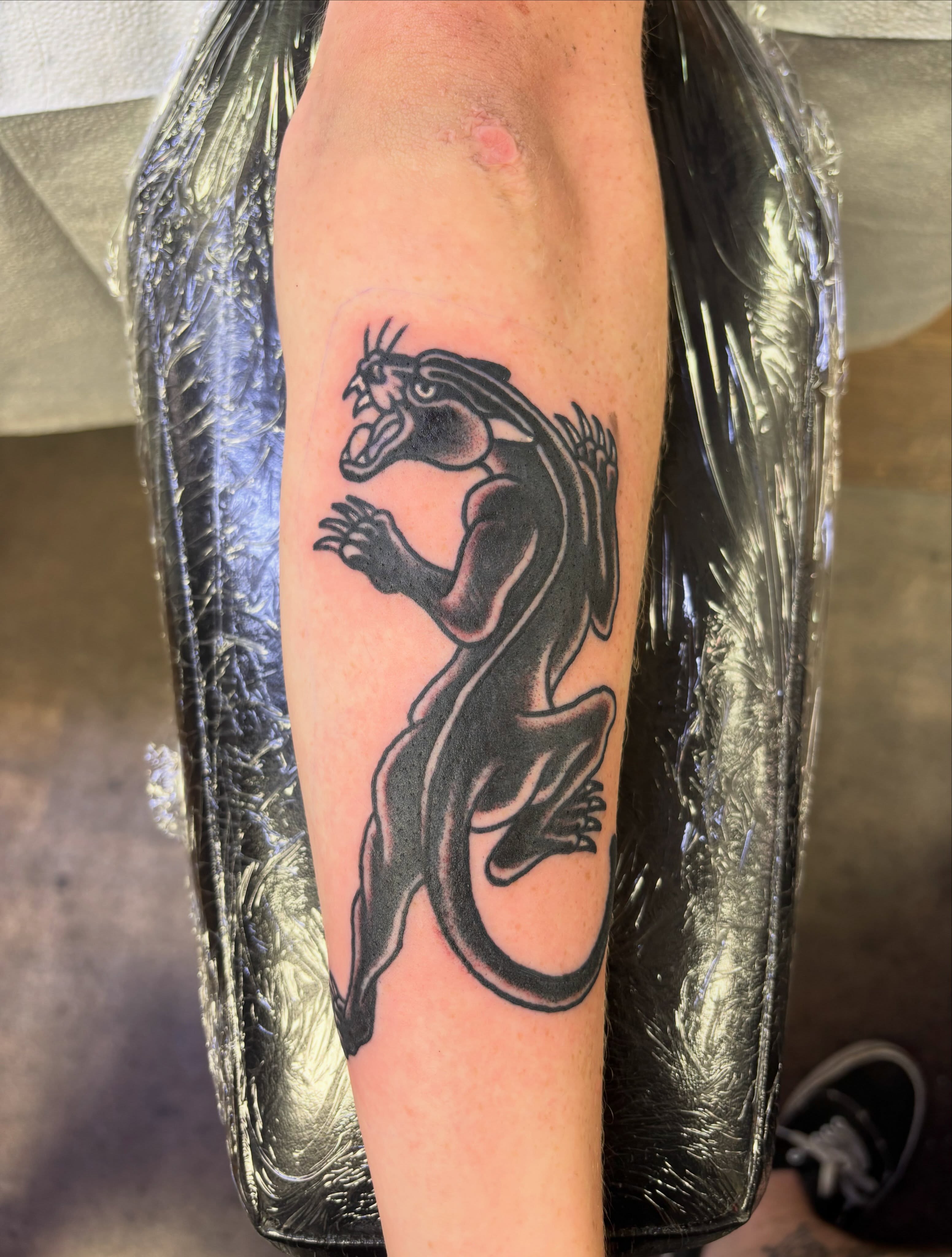 Tattoo by @davidiratattoos — black_and_grey