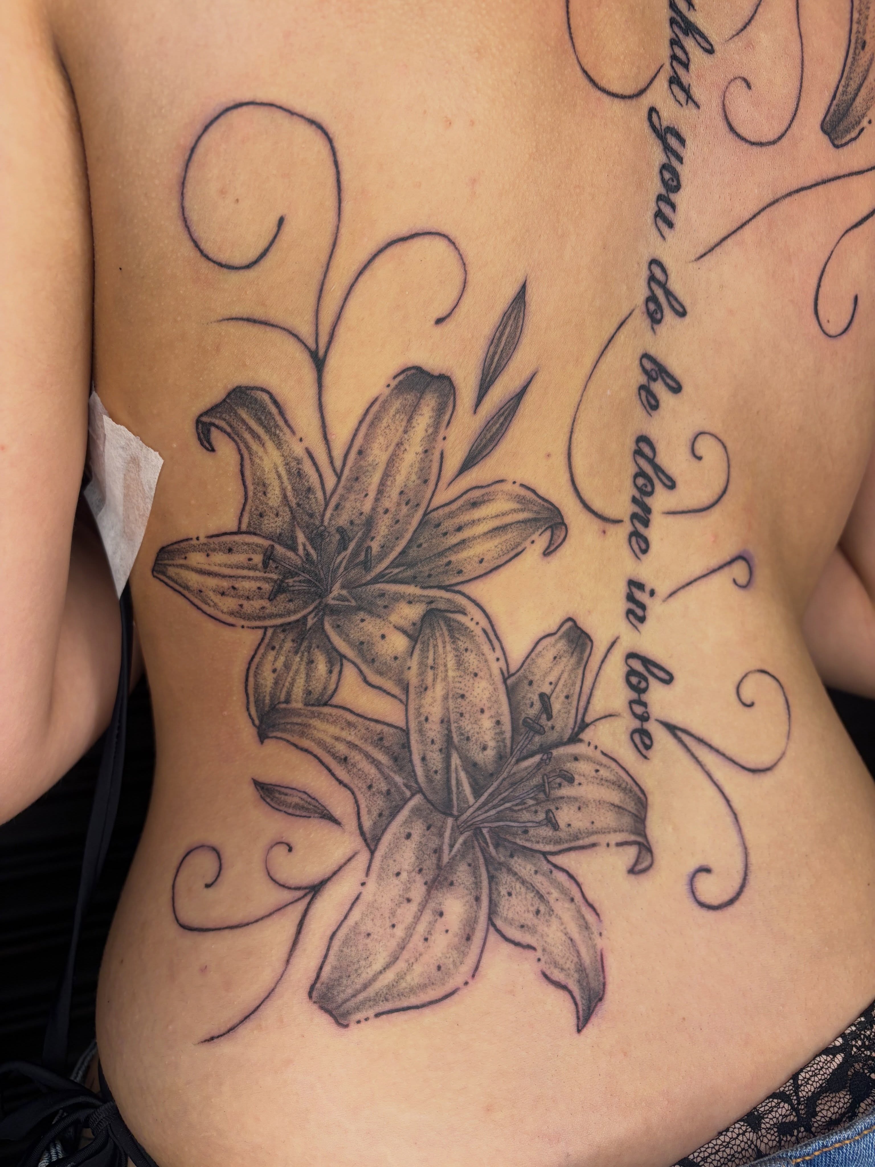 Tattoo by @bobibeanz — black_and_grey