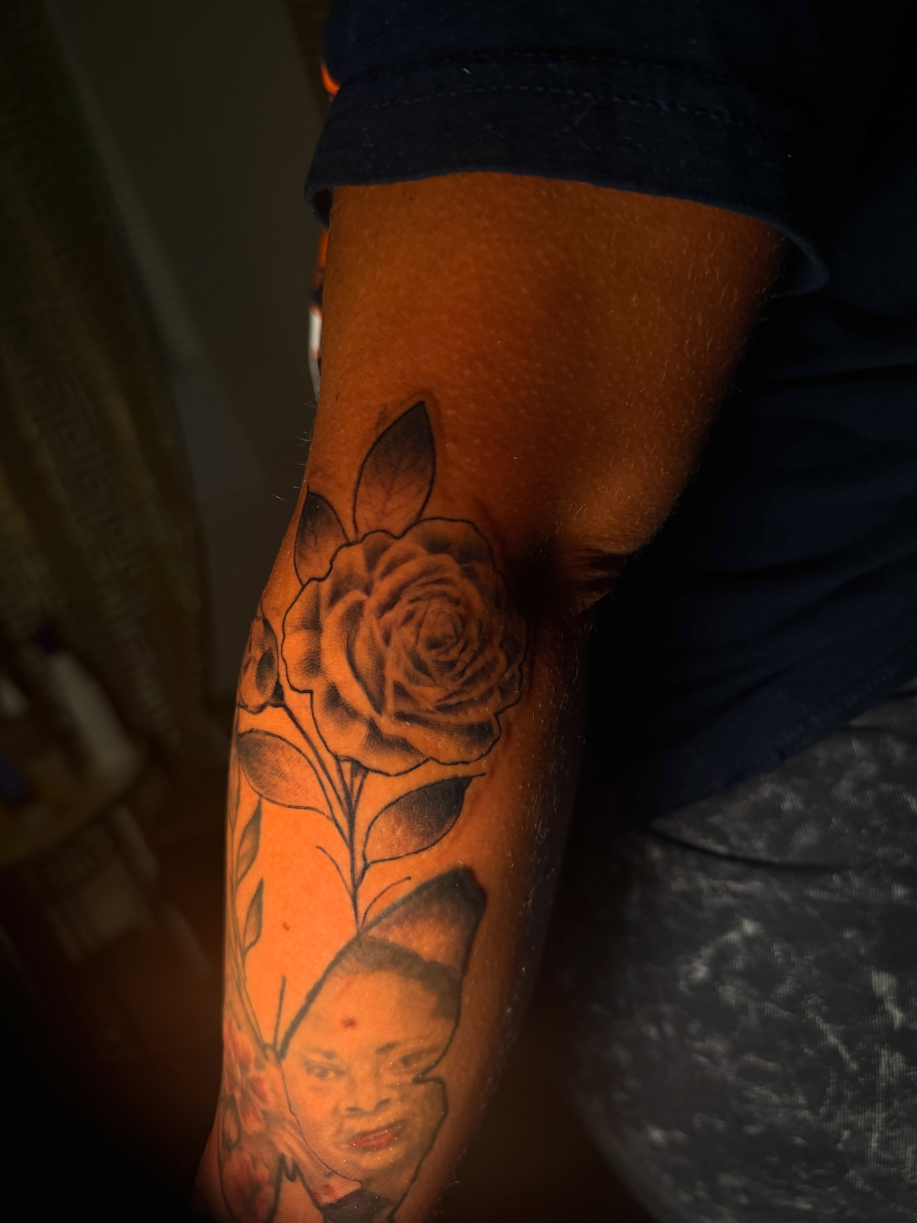 Tattoo by @broninked — black_and_grey