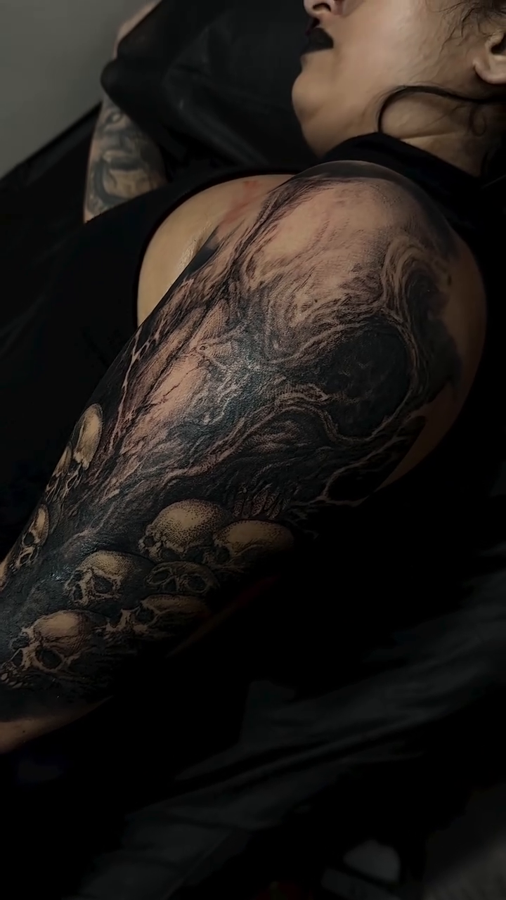 Tattoo by @rokyeom_ β dark_realism, black_and_grey