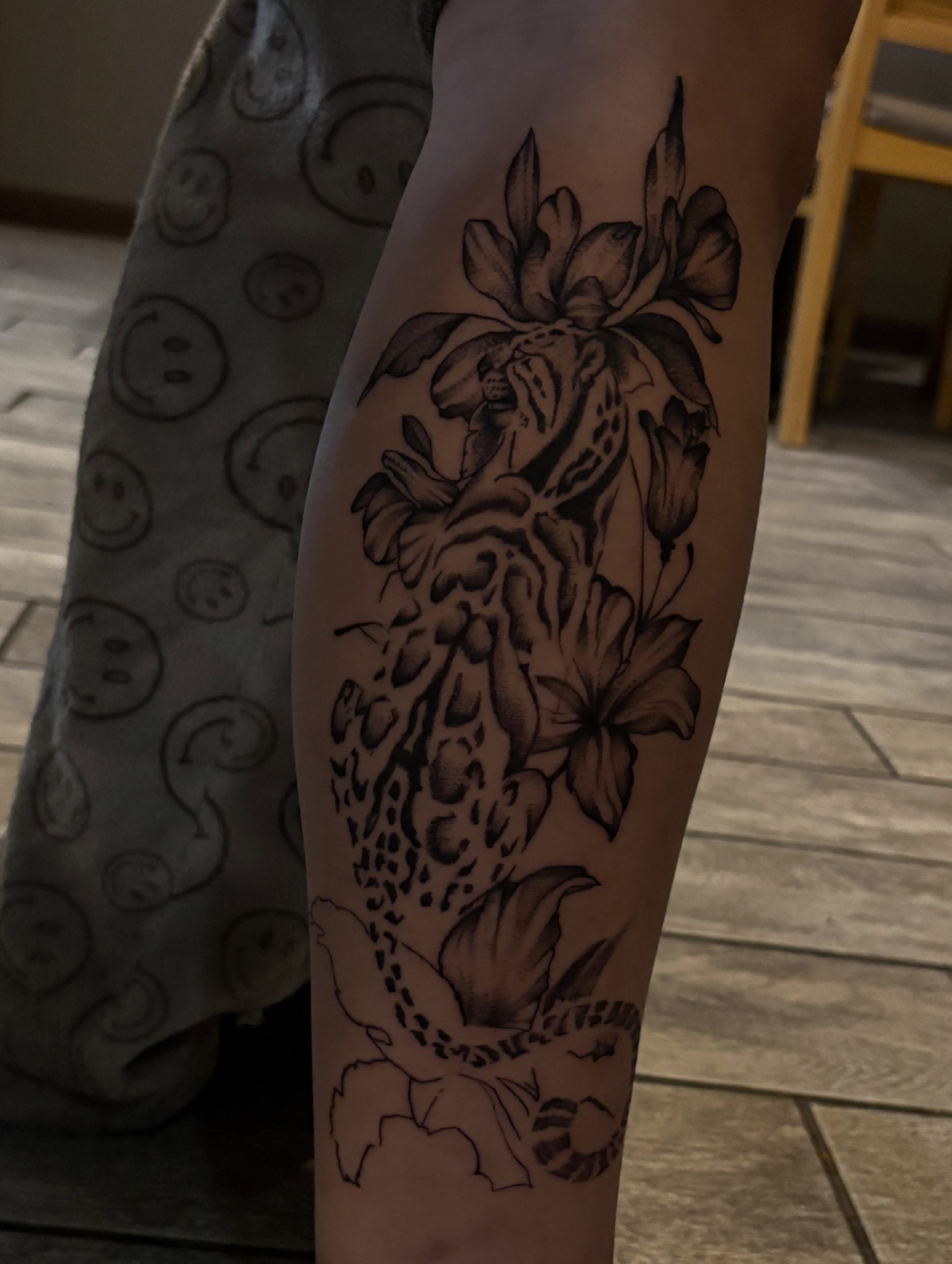Tattoo by @winniinks — black_and_grey, realism