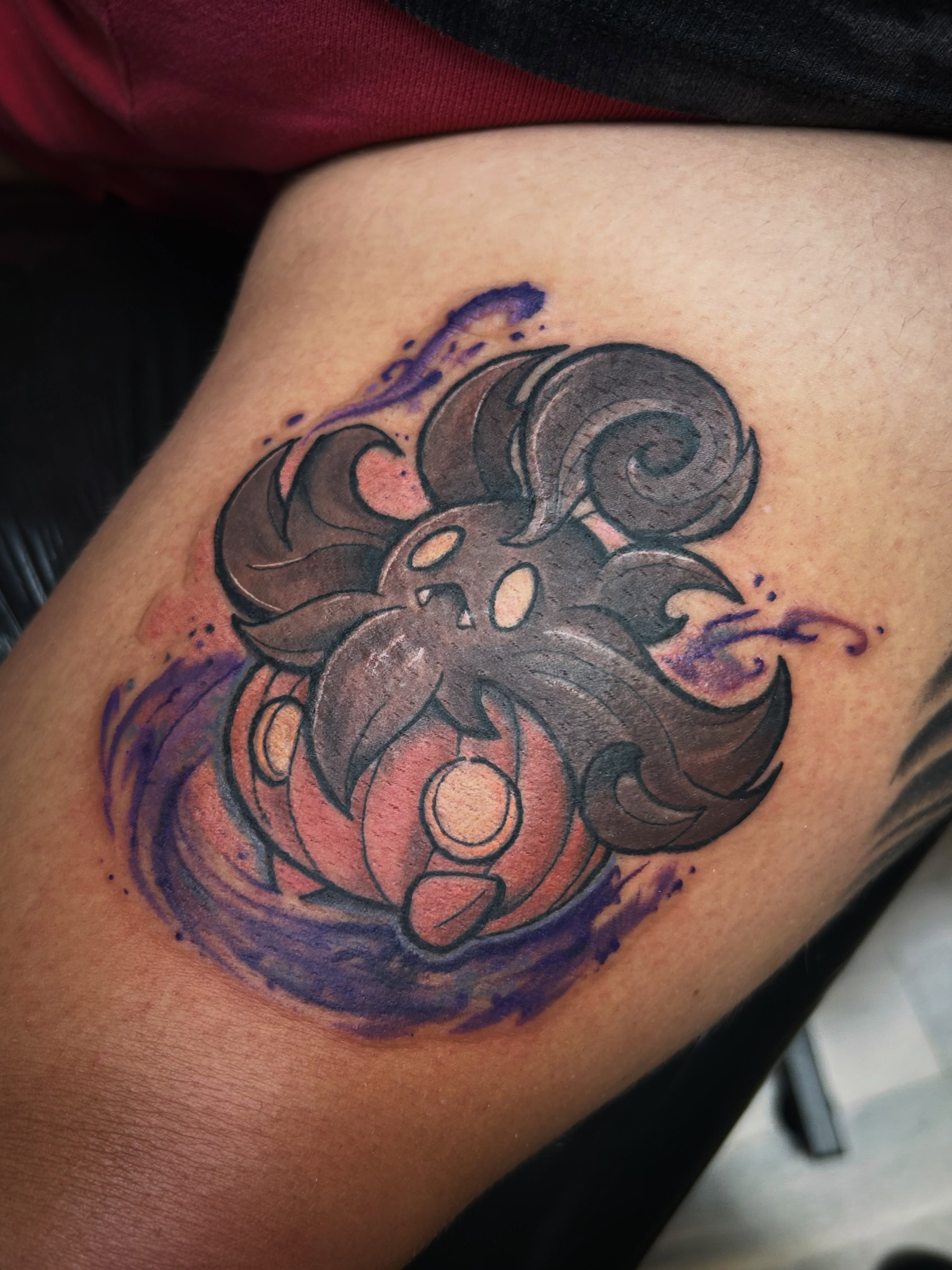 Octopus dotwork tattoo on the thigh by Dan Schuster