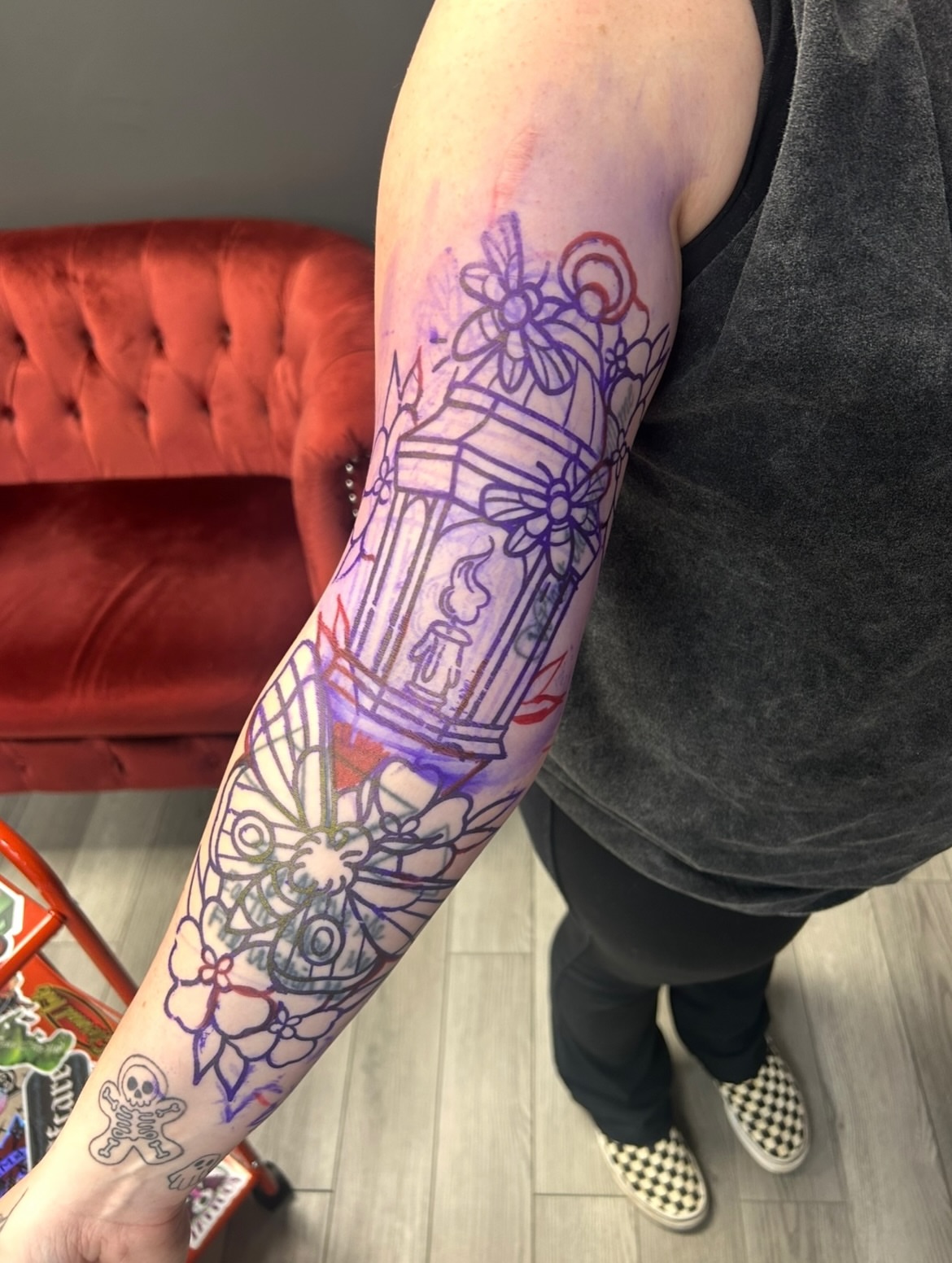 Tattoo by @tradcattats — american_traditional, ornamental