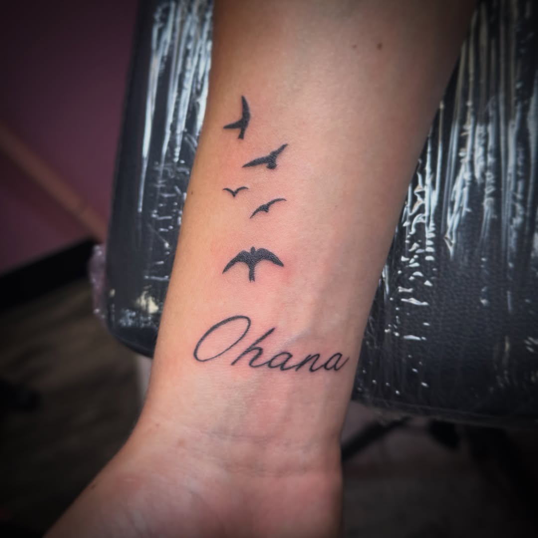 Tattoo by @evolveink.tattoos — black_and_grey