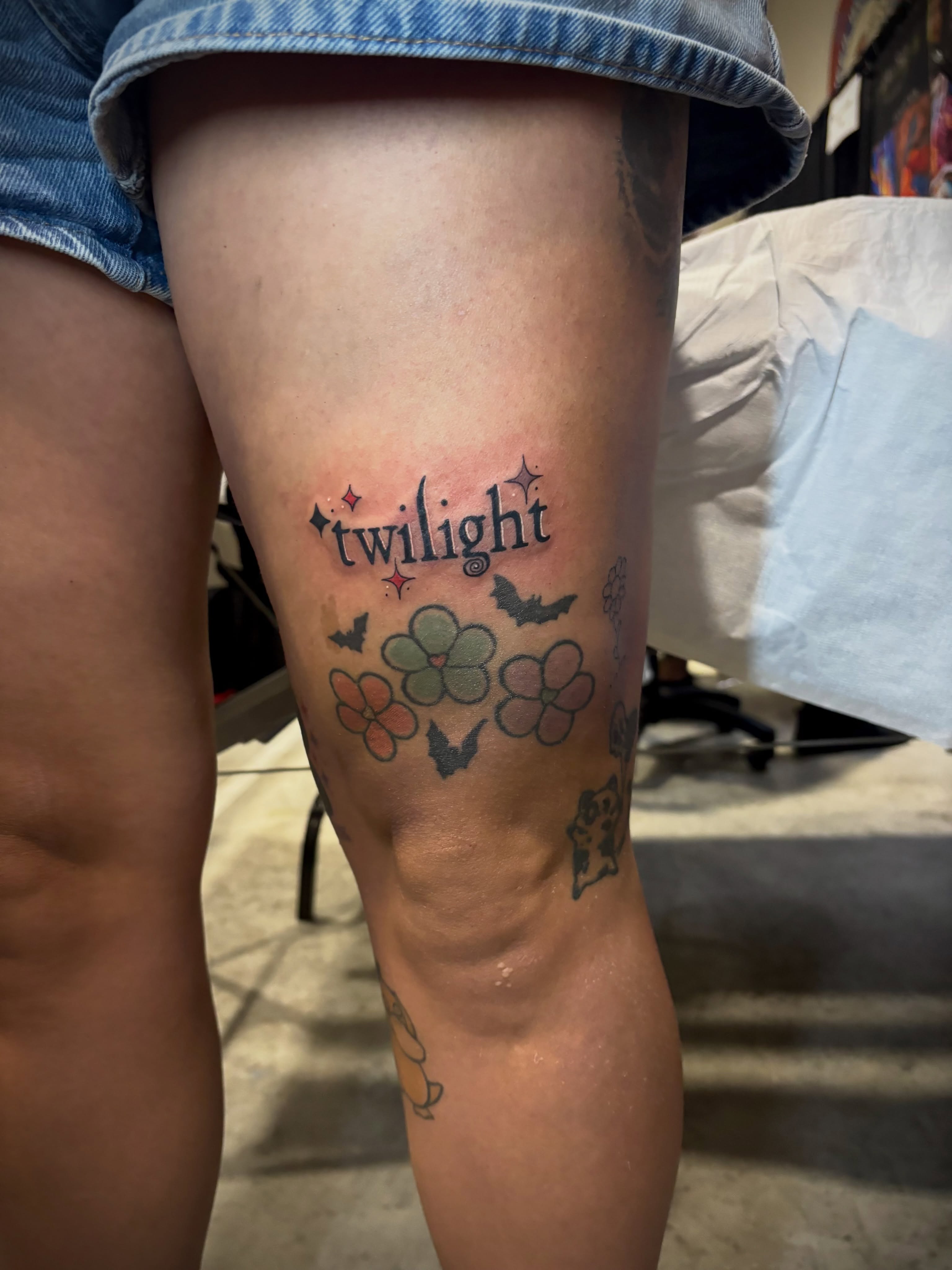 Tattoo by @houseofblackart — black_and_grey