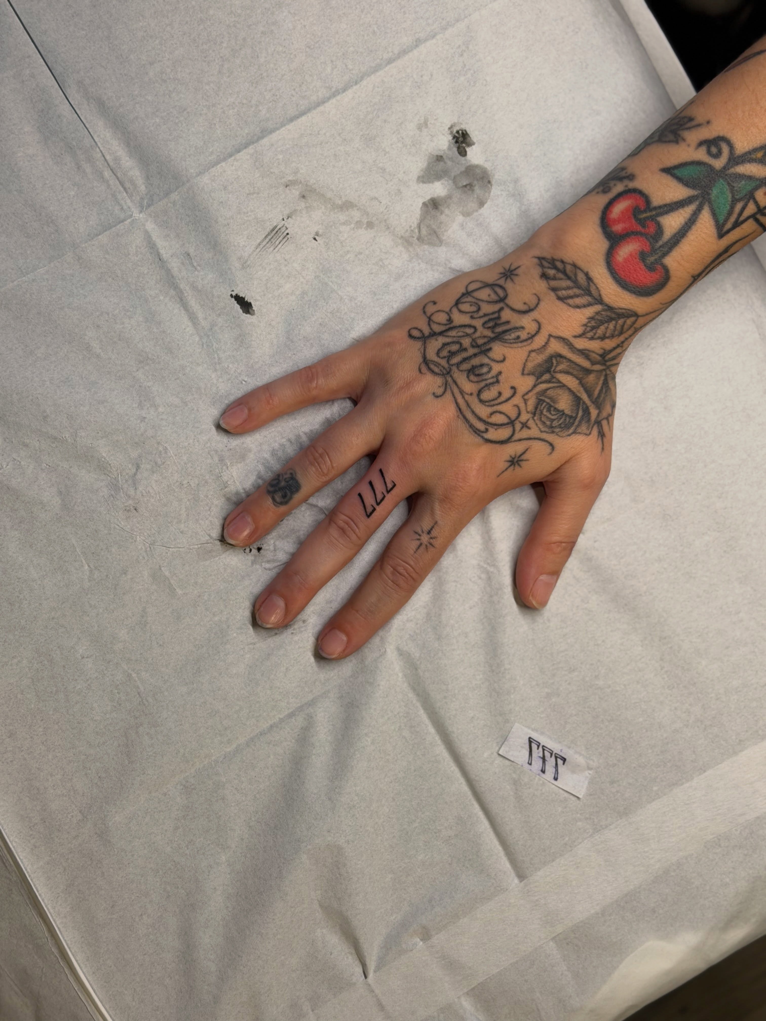 Cherry American traditional tattoo on the hand by Nicole Libretti ✶ Tattoo ✶ Hvny
