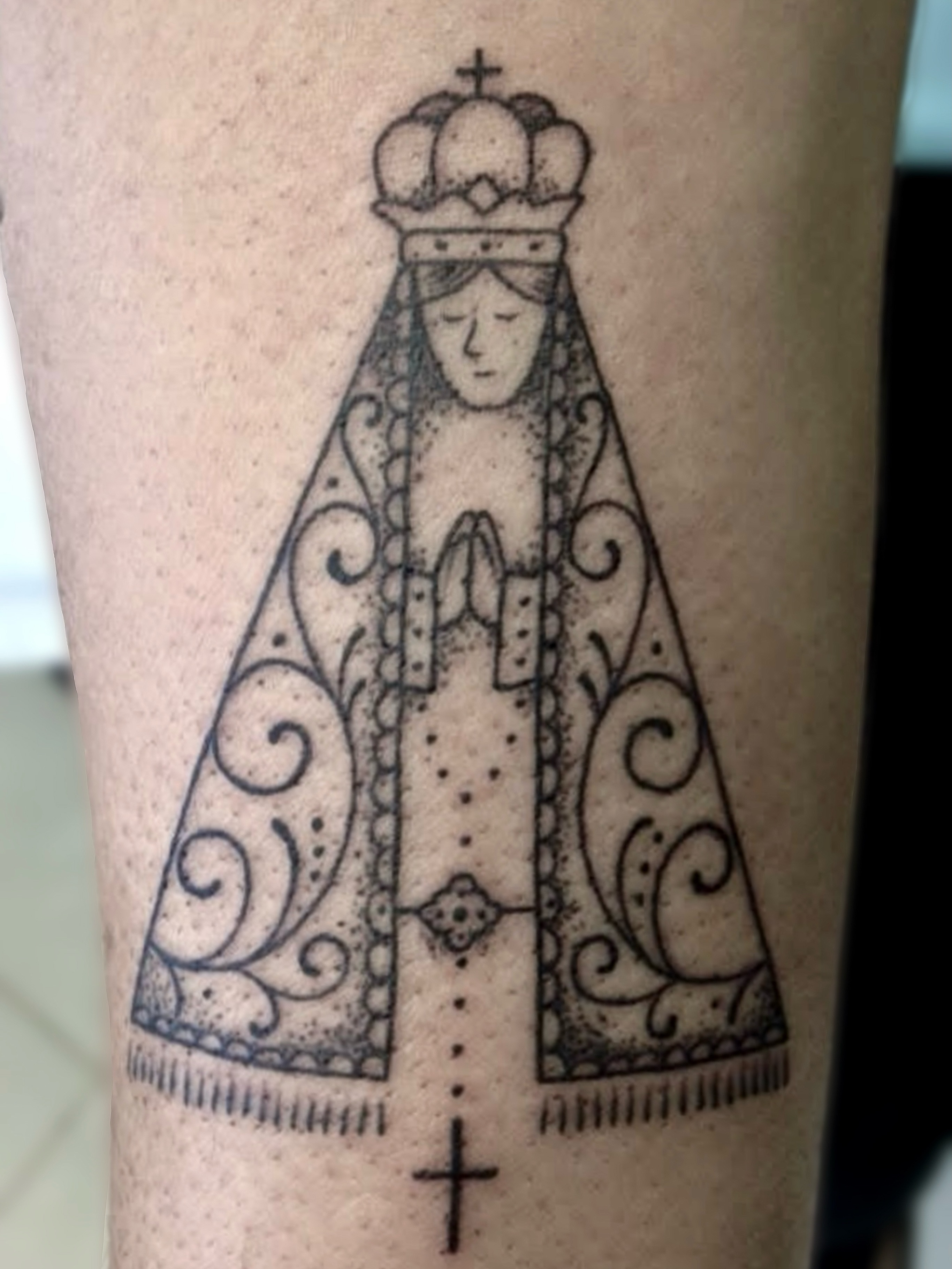 Virgin mary black and grey tattoo on the forearm by @luckybunnytat2