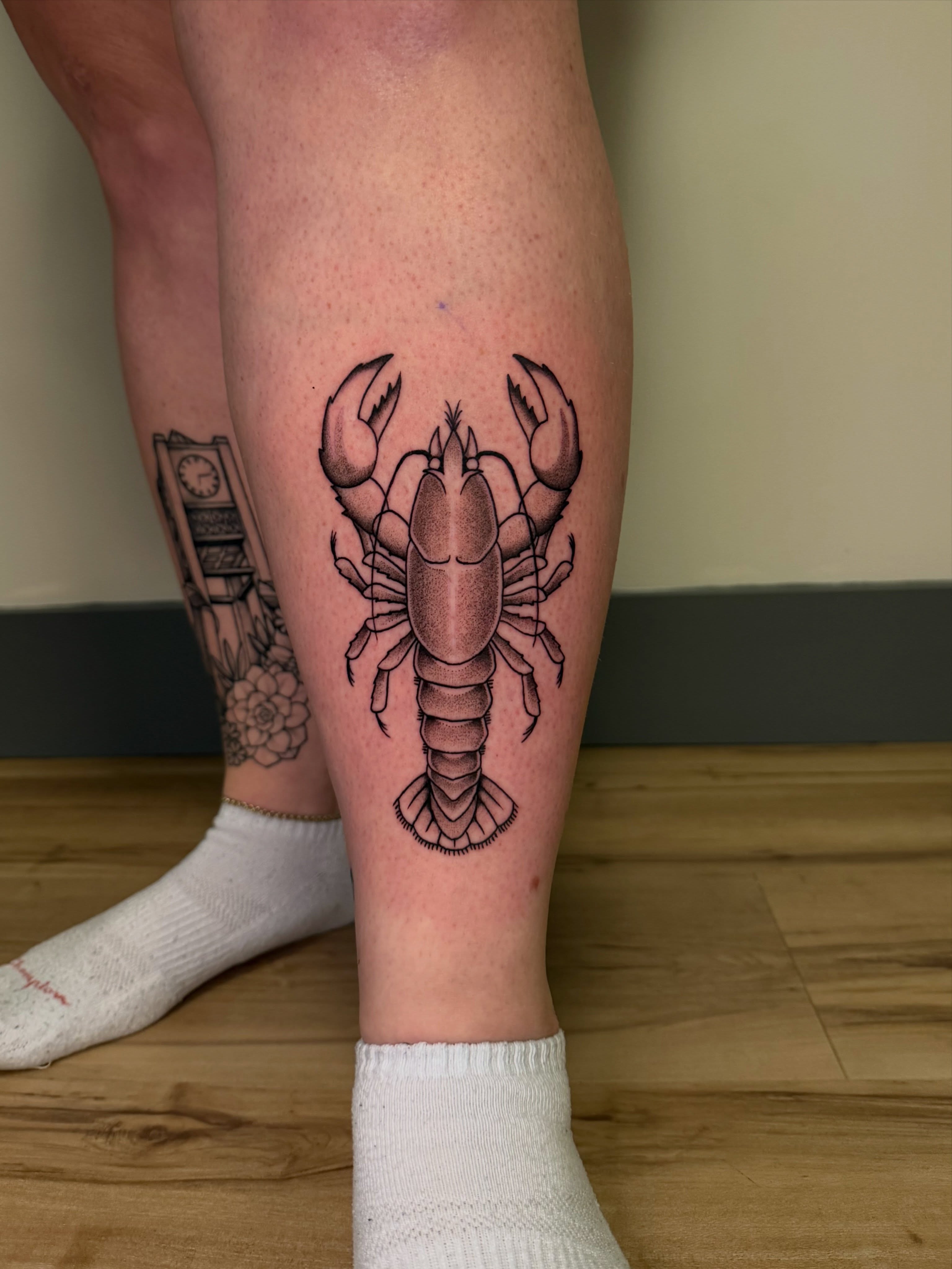 Tattoo by @afondi — black_and_grey