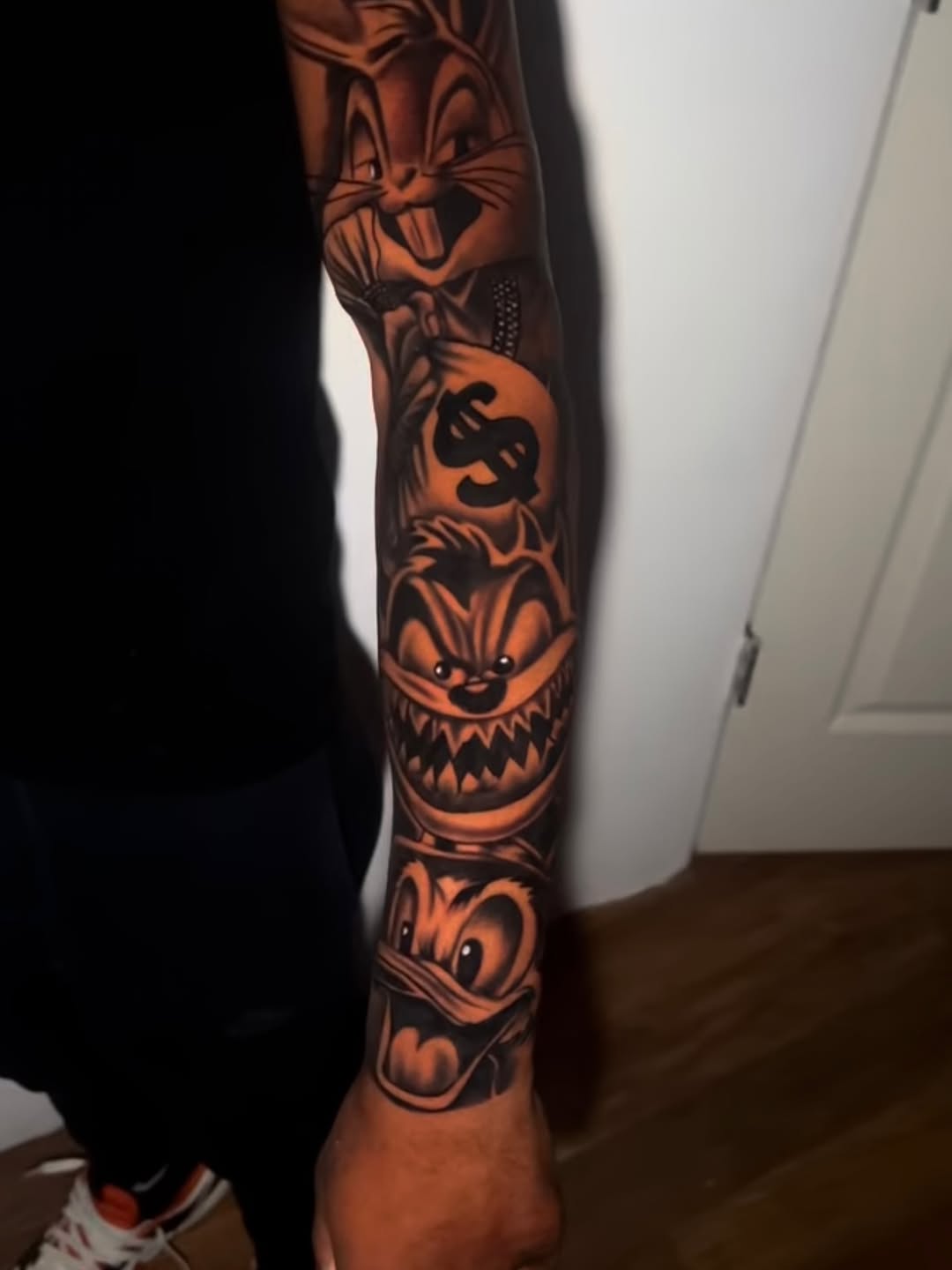 Tattoo by @broken_tattz β new_school