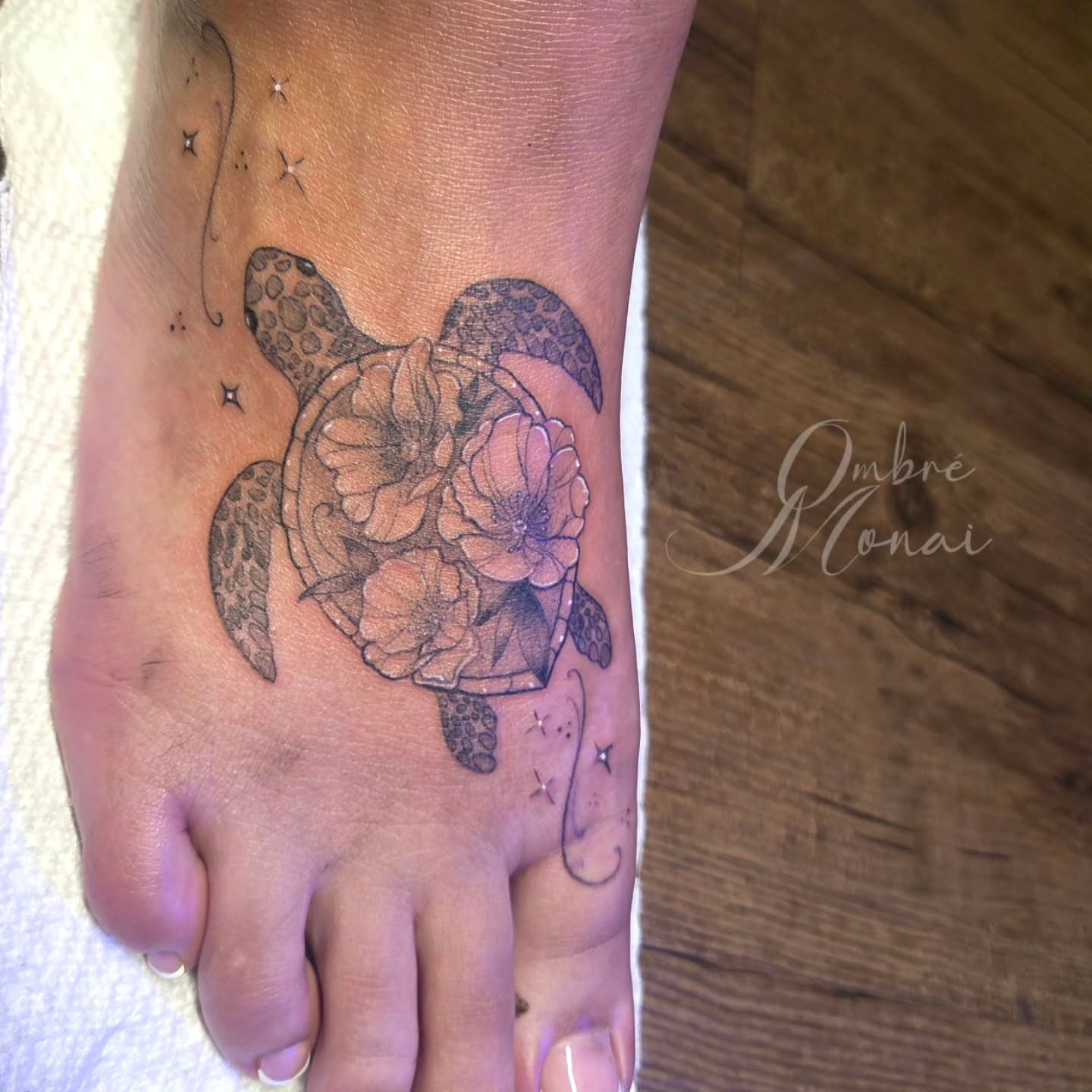 Tattoo by @ombre.monai — black_and_grey