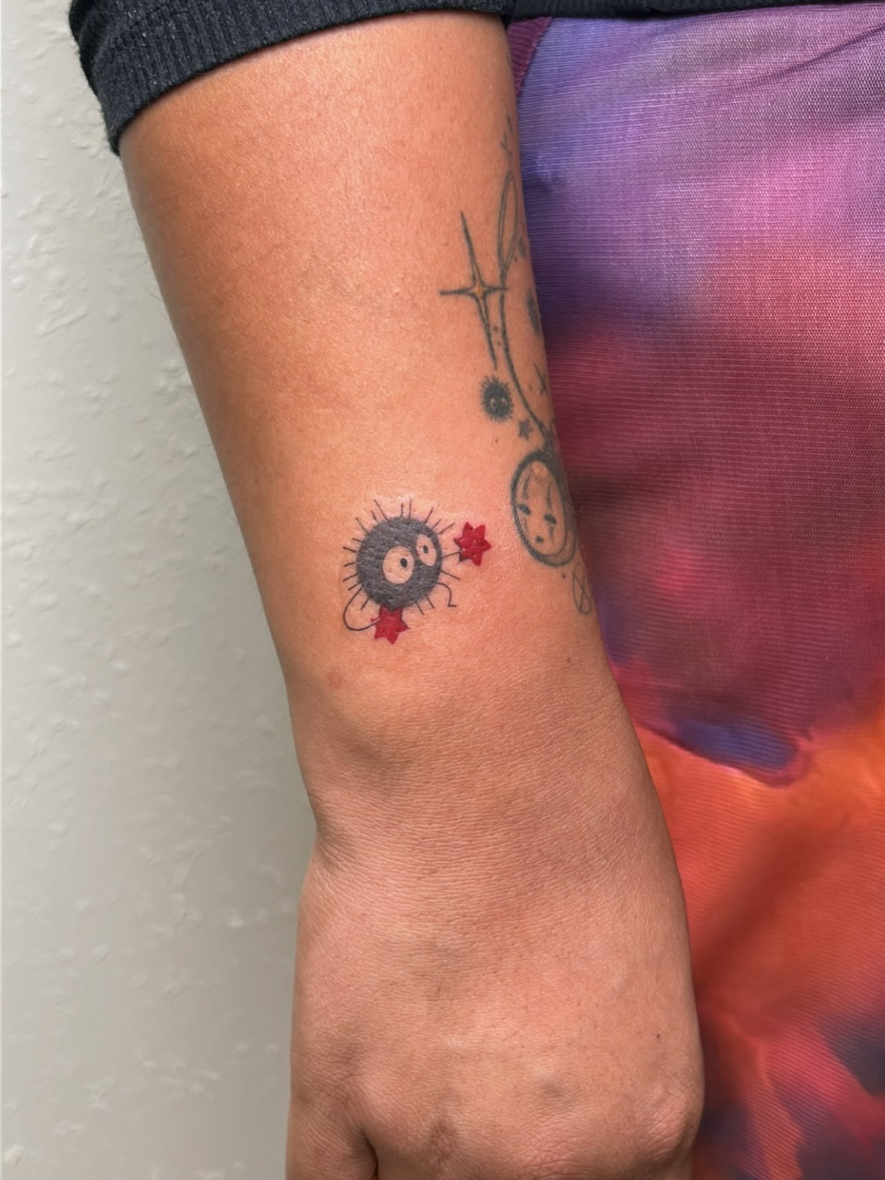 Tattoo by @tsuinami.tattoos — dotwork, geometric