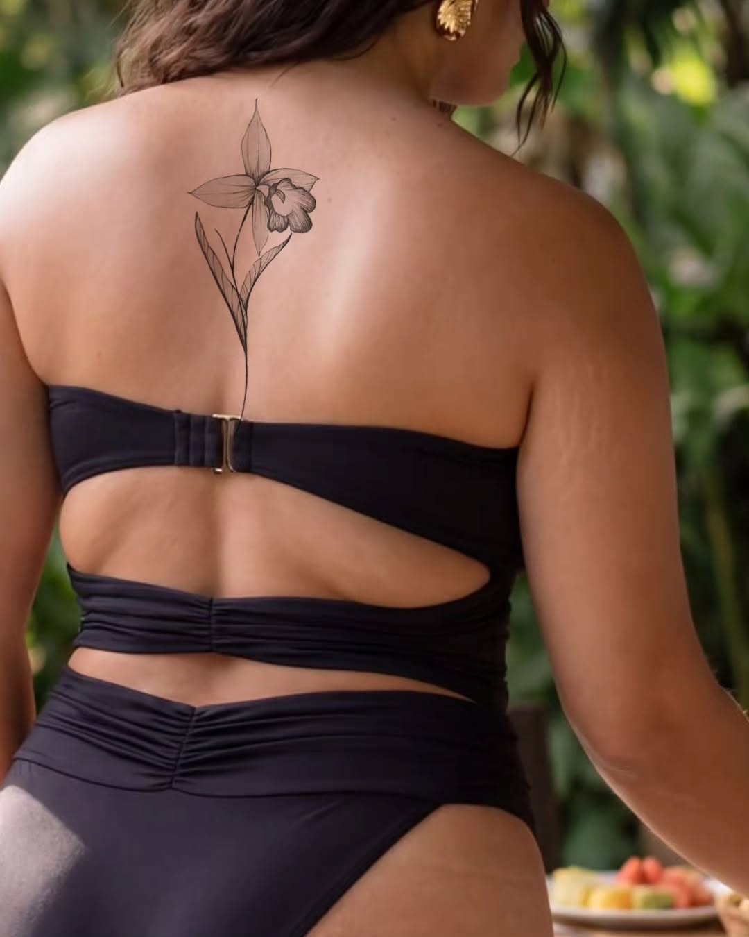 Flower black and grey tattoo on the back by Tattoo artist - Luciana Dsilva, San Francisco, California