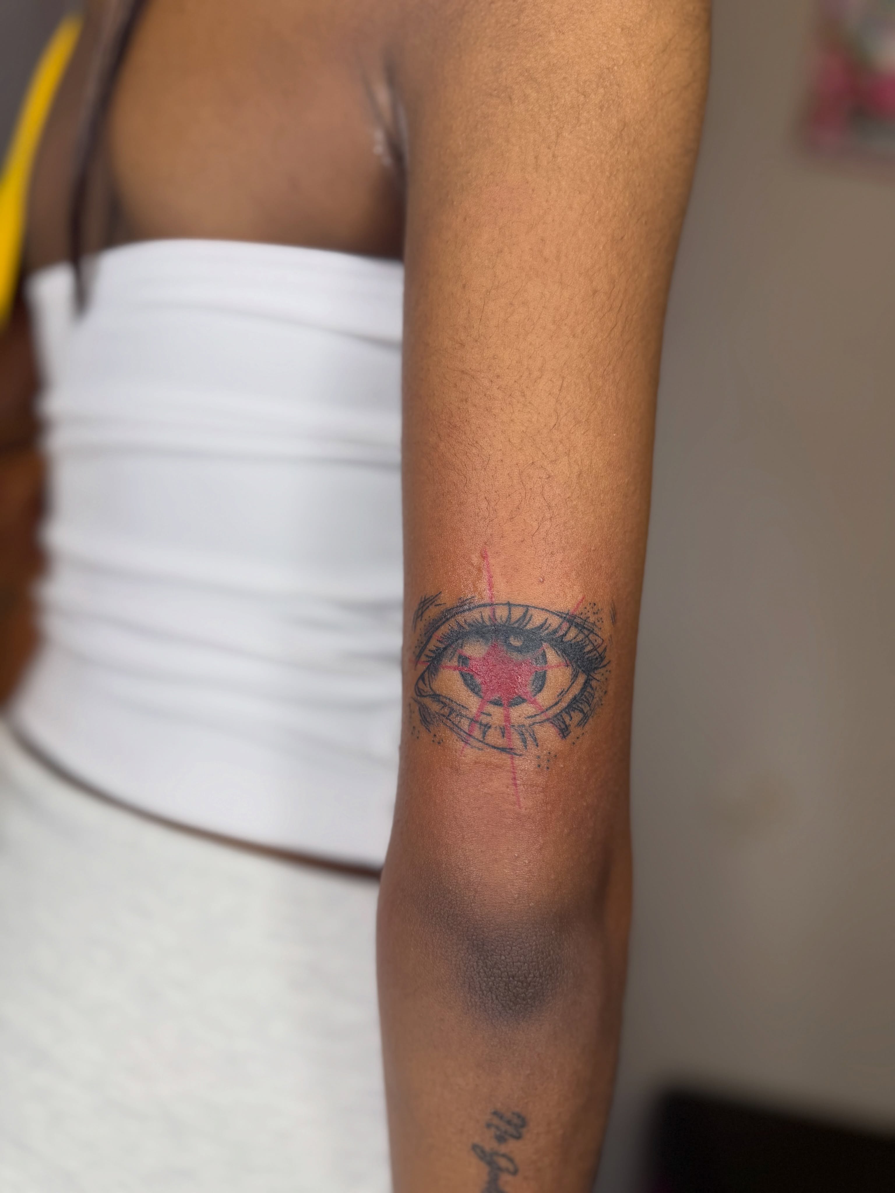 Eye realism tattoo on the forearm by Room 707 Tattoo 🍰🍓