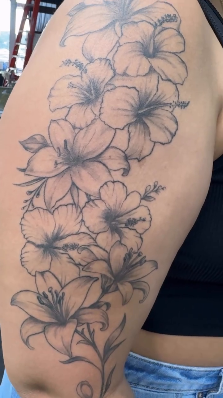Tattoo by @og_tattoos_ — black_and_grey, fine_line