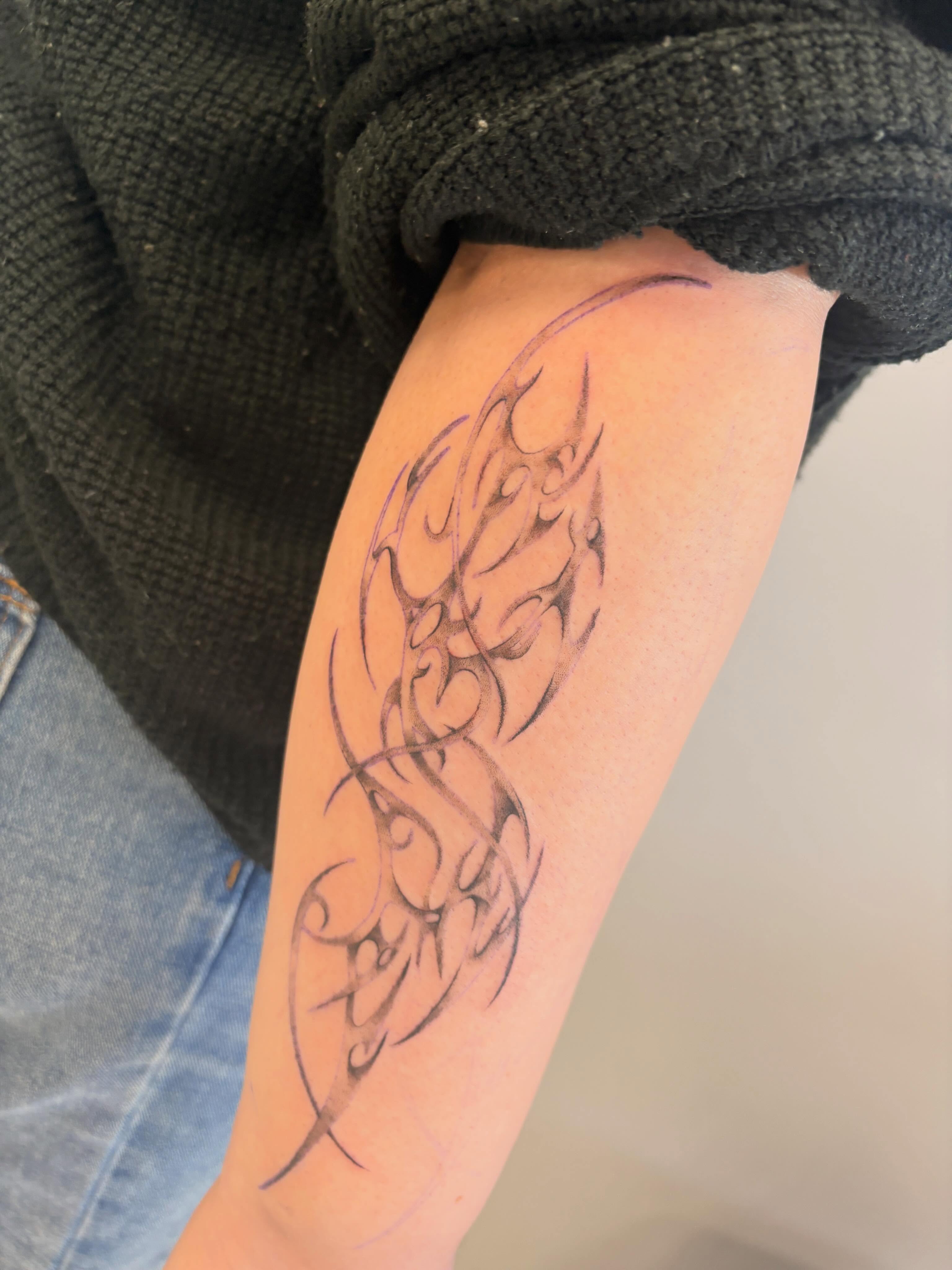 Tattoo by @shrimpfran โ tribal
