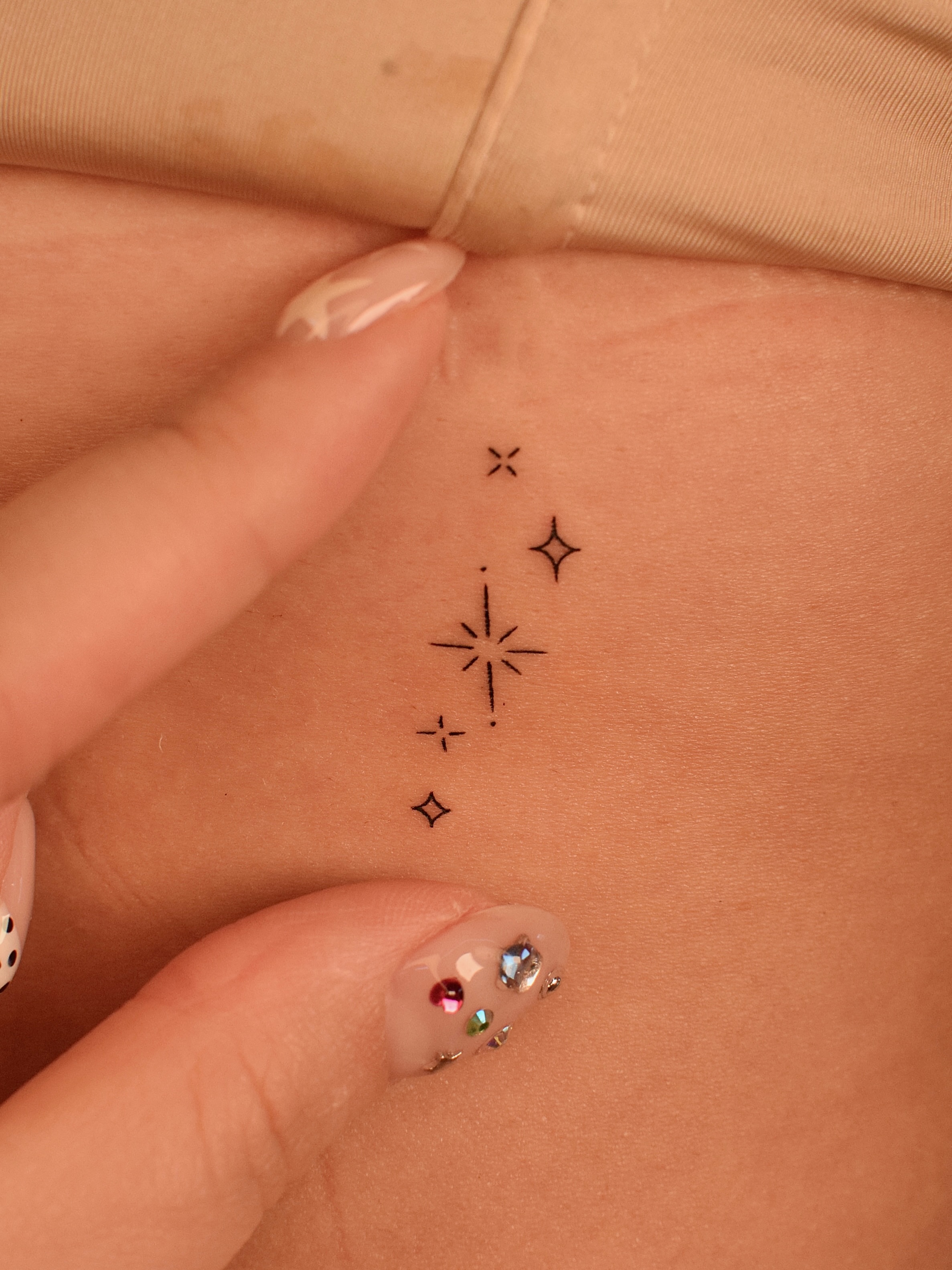 Tattoo by @tattooer_jina — geometric