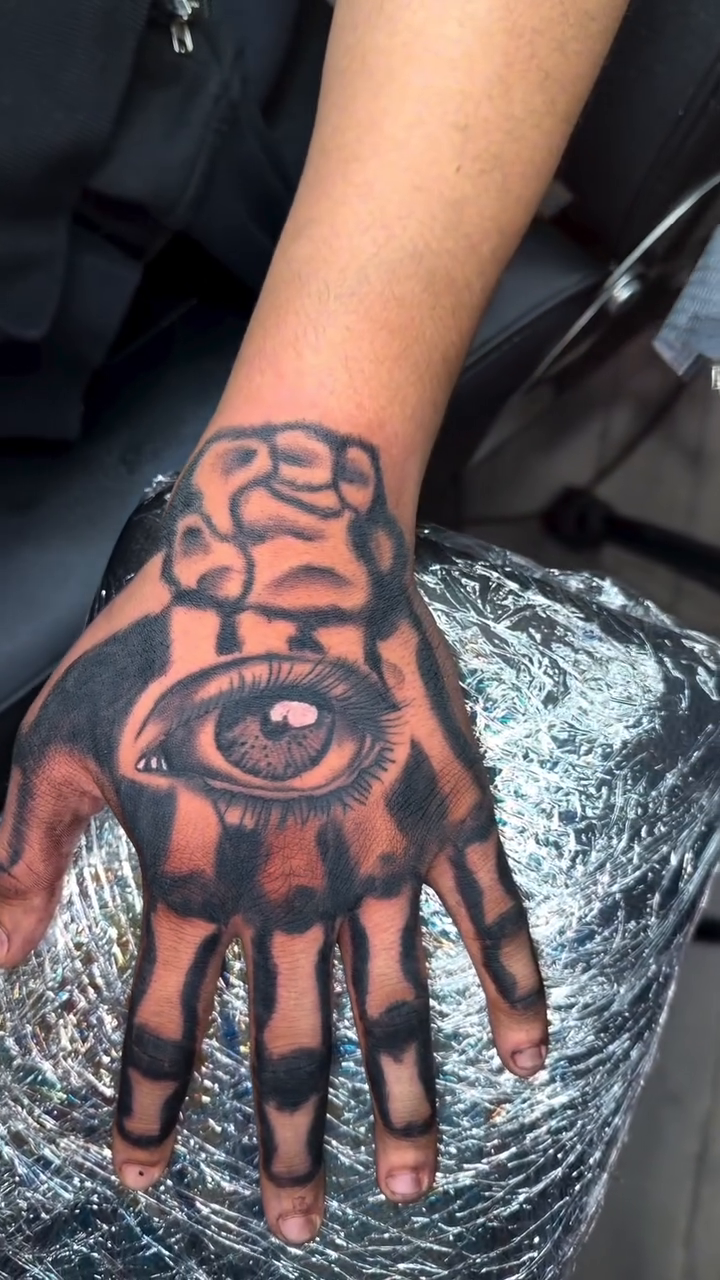Tattoo by @i_am_tattoo — blackwork, black_and_grey