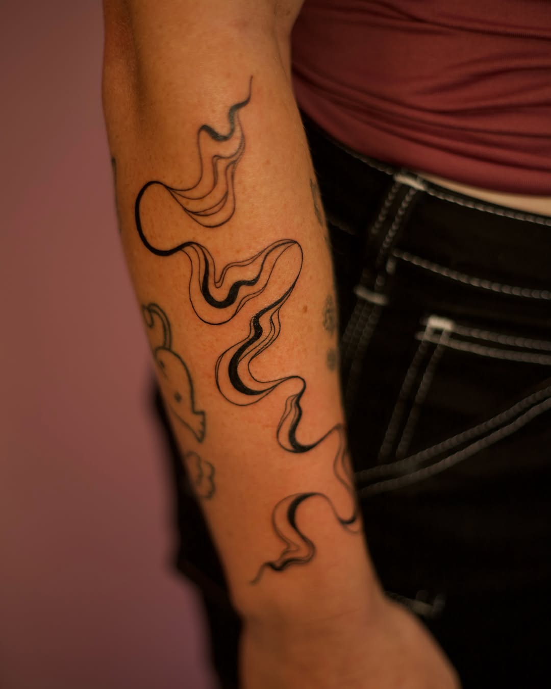 Tattoo by @gingerteatattoos — black_and_grey
