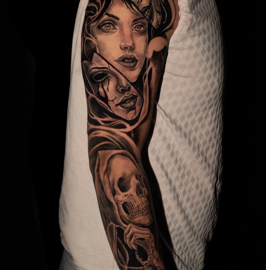 Woman with skull realism tattoo on the forearm by Javier Ramos