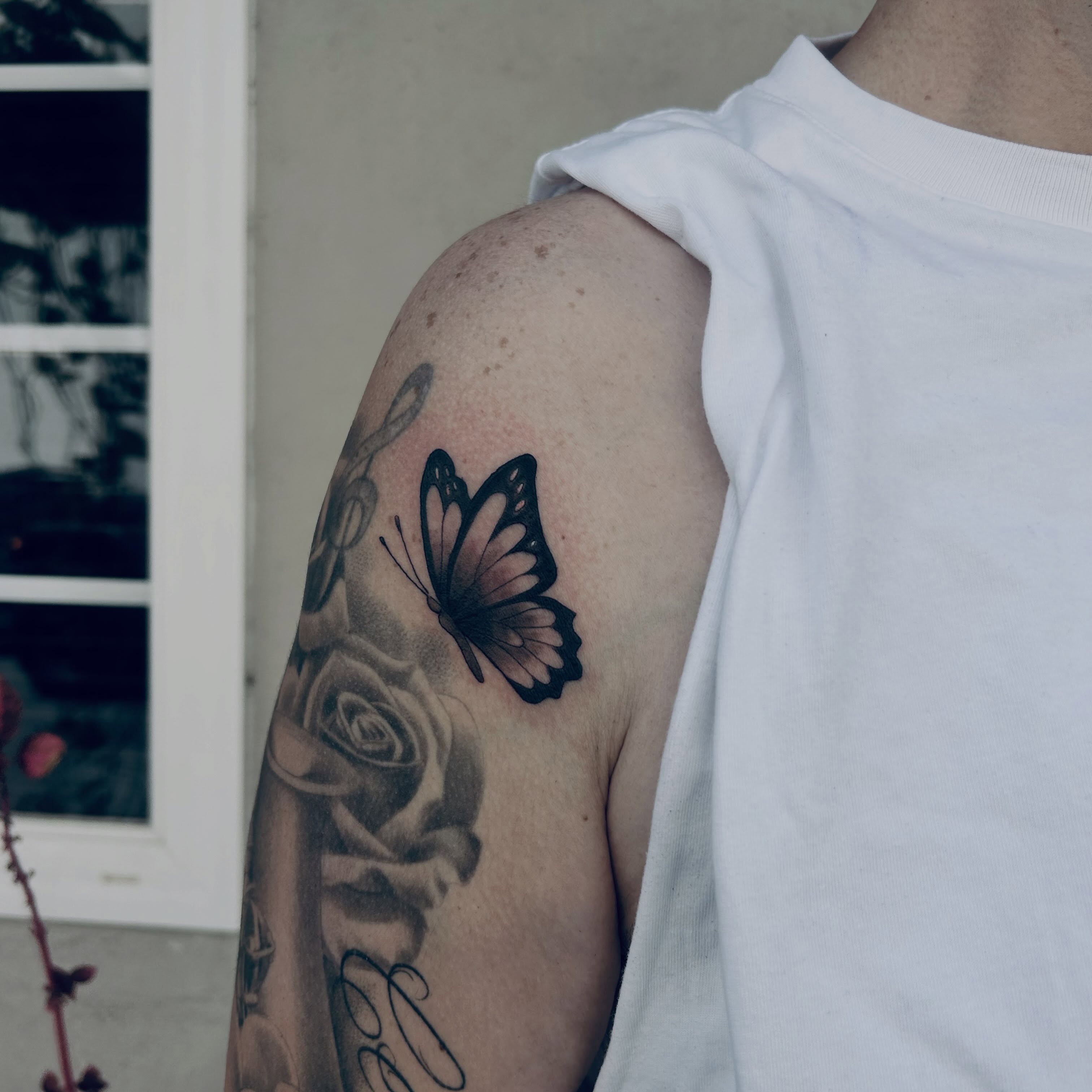 Tattoo by @birdytattoos_ — realism