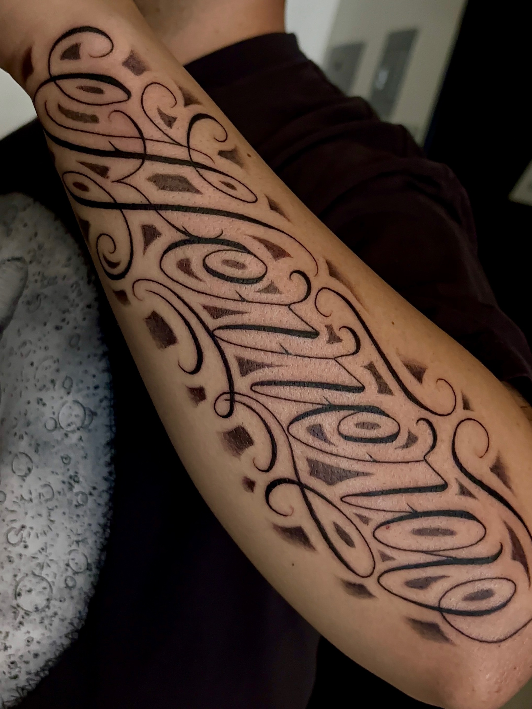 Tribal pattern tribal tattoo on the forearm by Cristiano Ochoa, Elk Grove, California