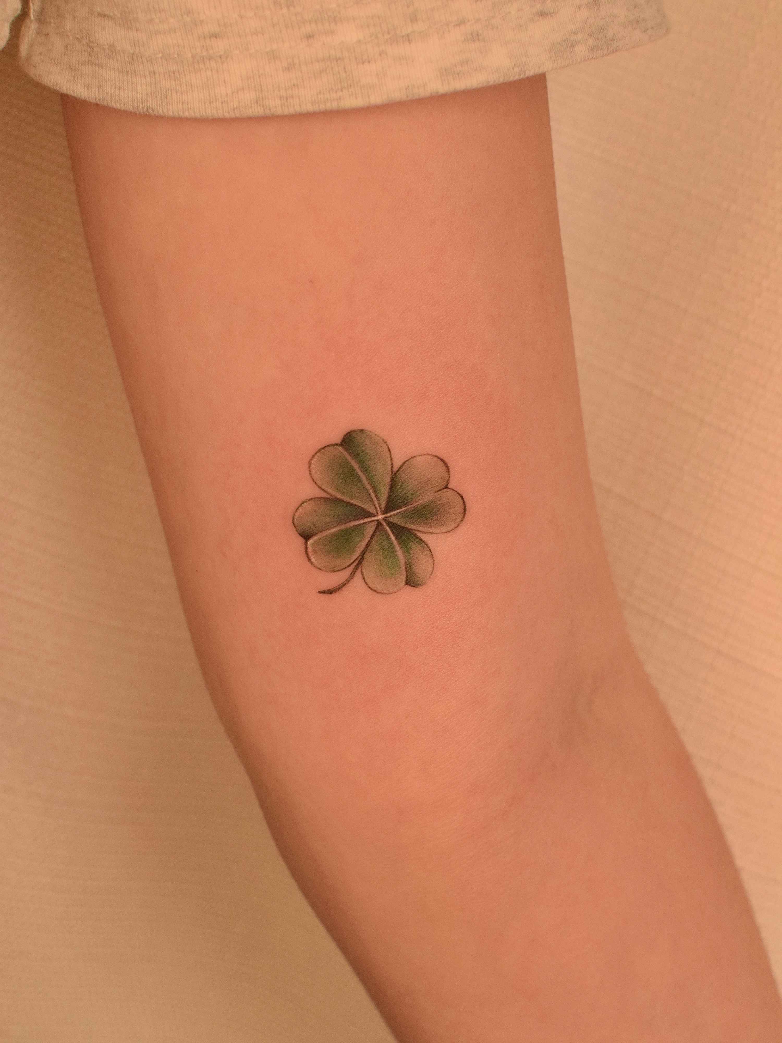 Tattoo by @tattooer_jina — realism