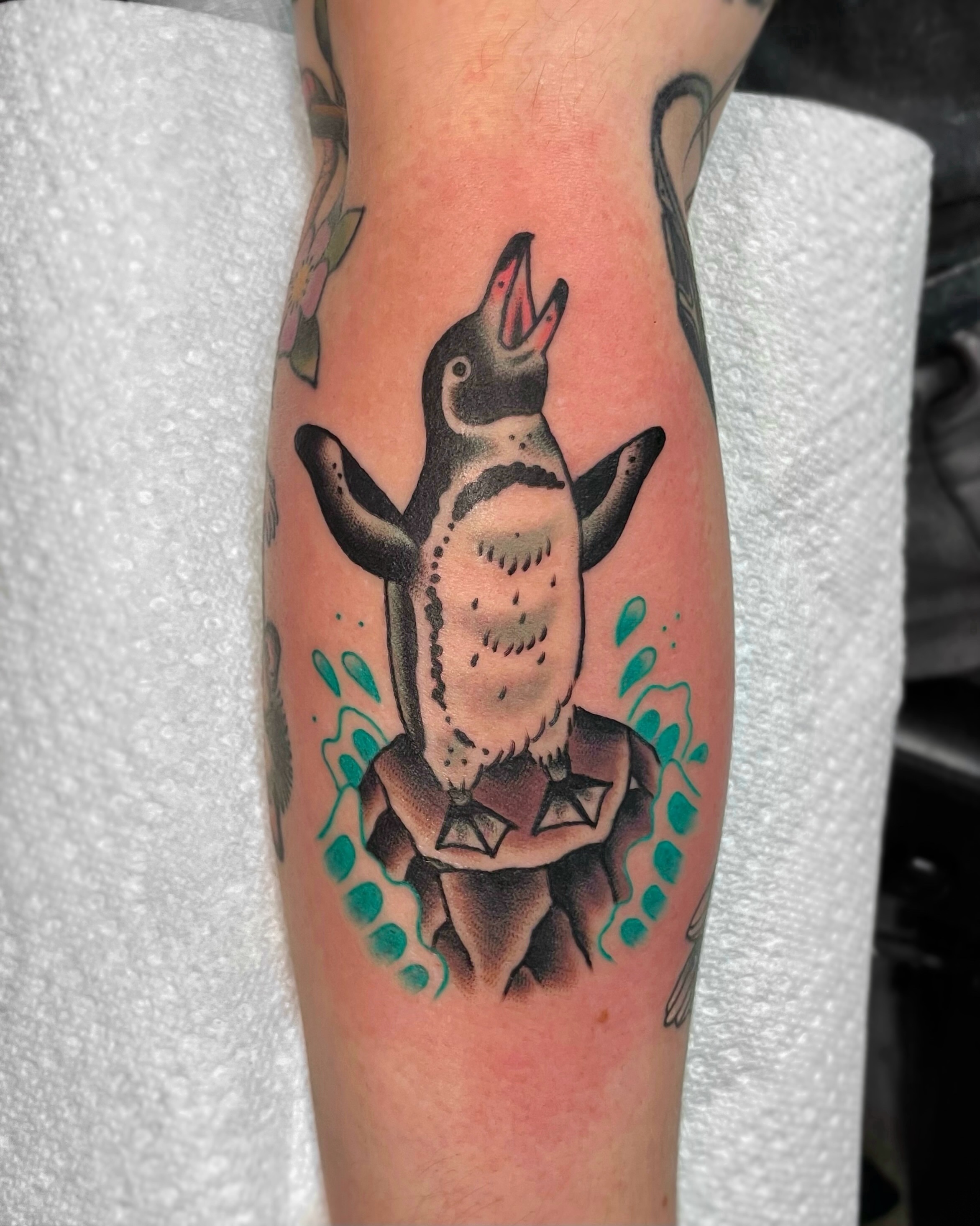 Tattoo by @anabellmorotattoos โ american_traditional
