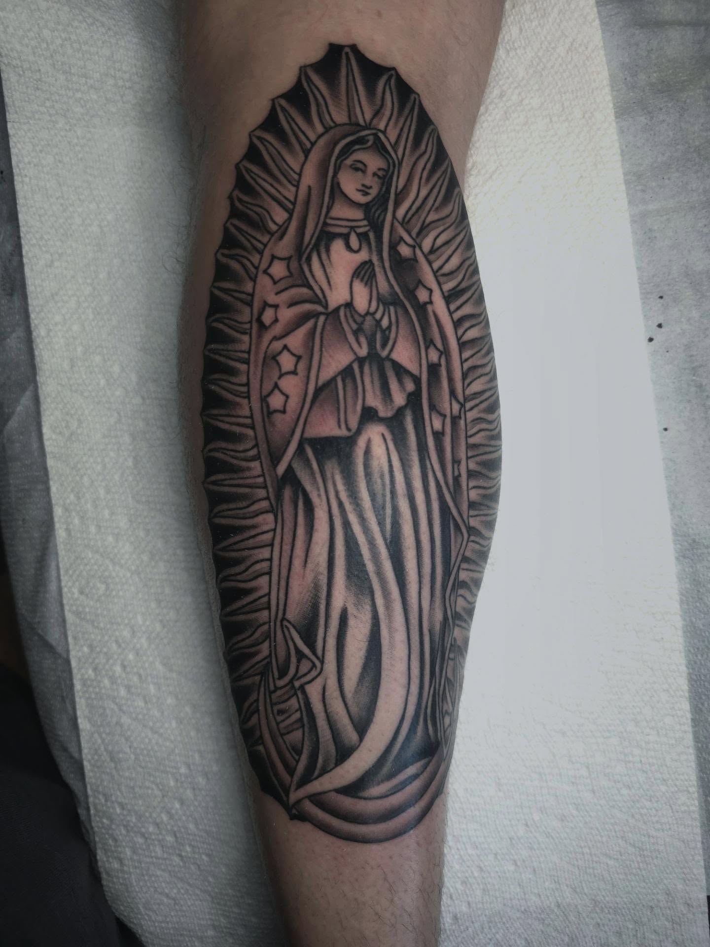 Tattoo by @jballardtattoos — black_and_grey