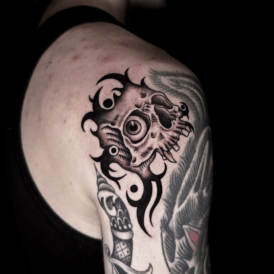 Tattoo by @killjoystabs β american_traditional