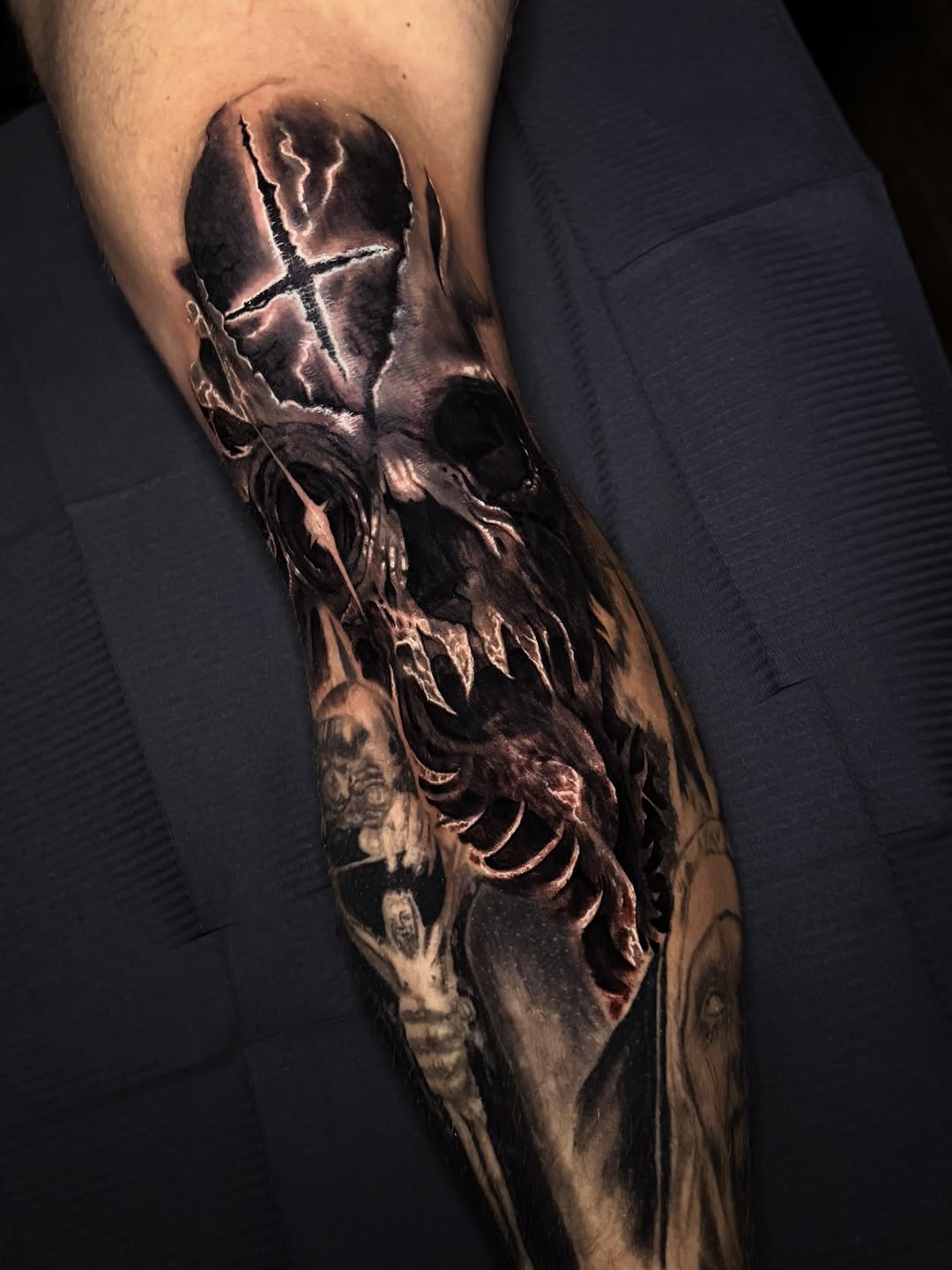 Tattoo by @truepigments — black_and_grey, realism