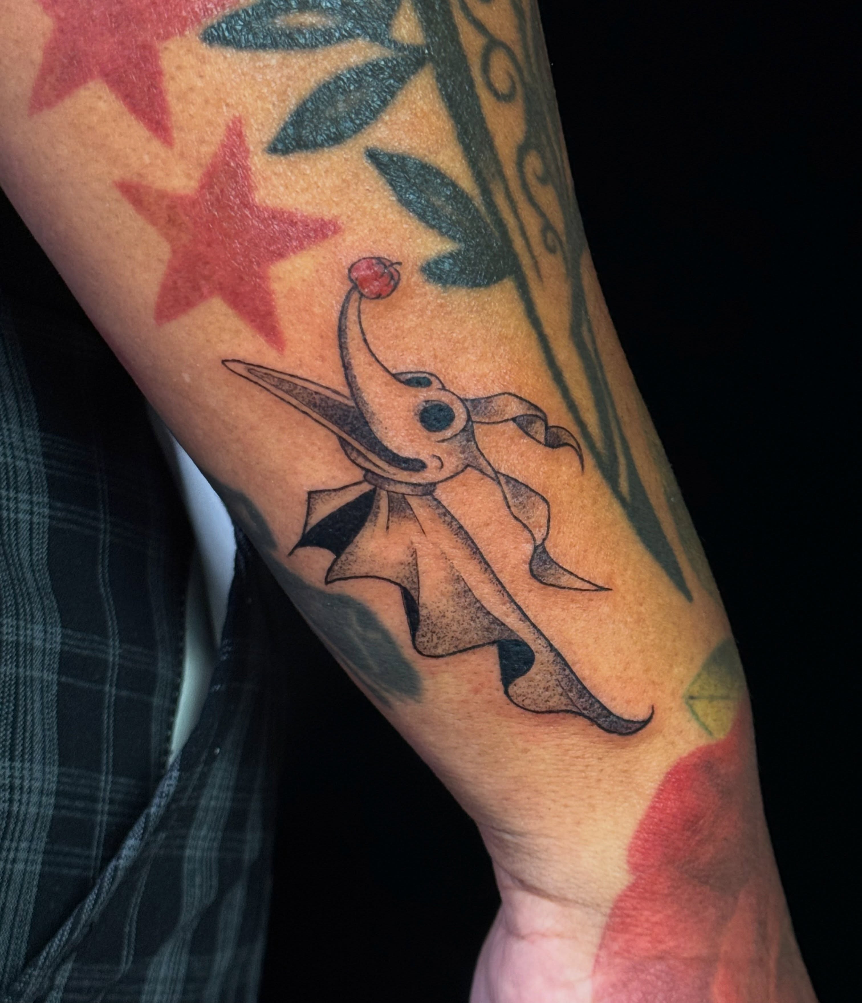 Tattoo by @miabarbatattoo โ black_and_grey