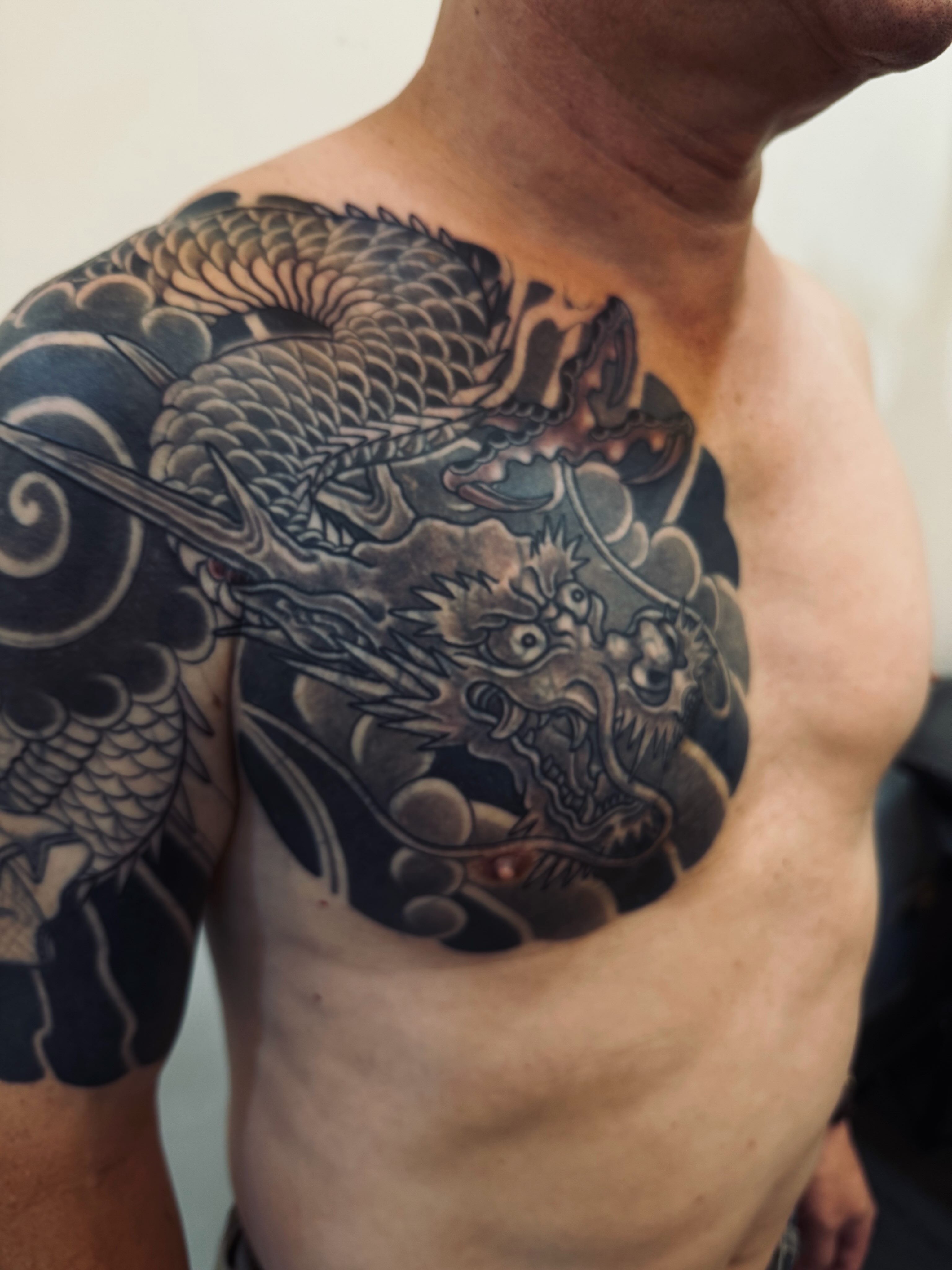 Dragon japanese irezumi tattoo on the chest by 墨匠紋身|新店店, New Taipei City
