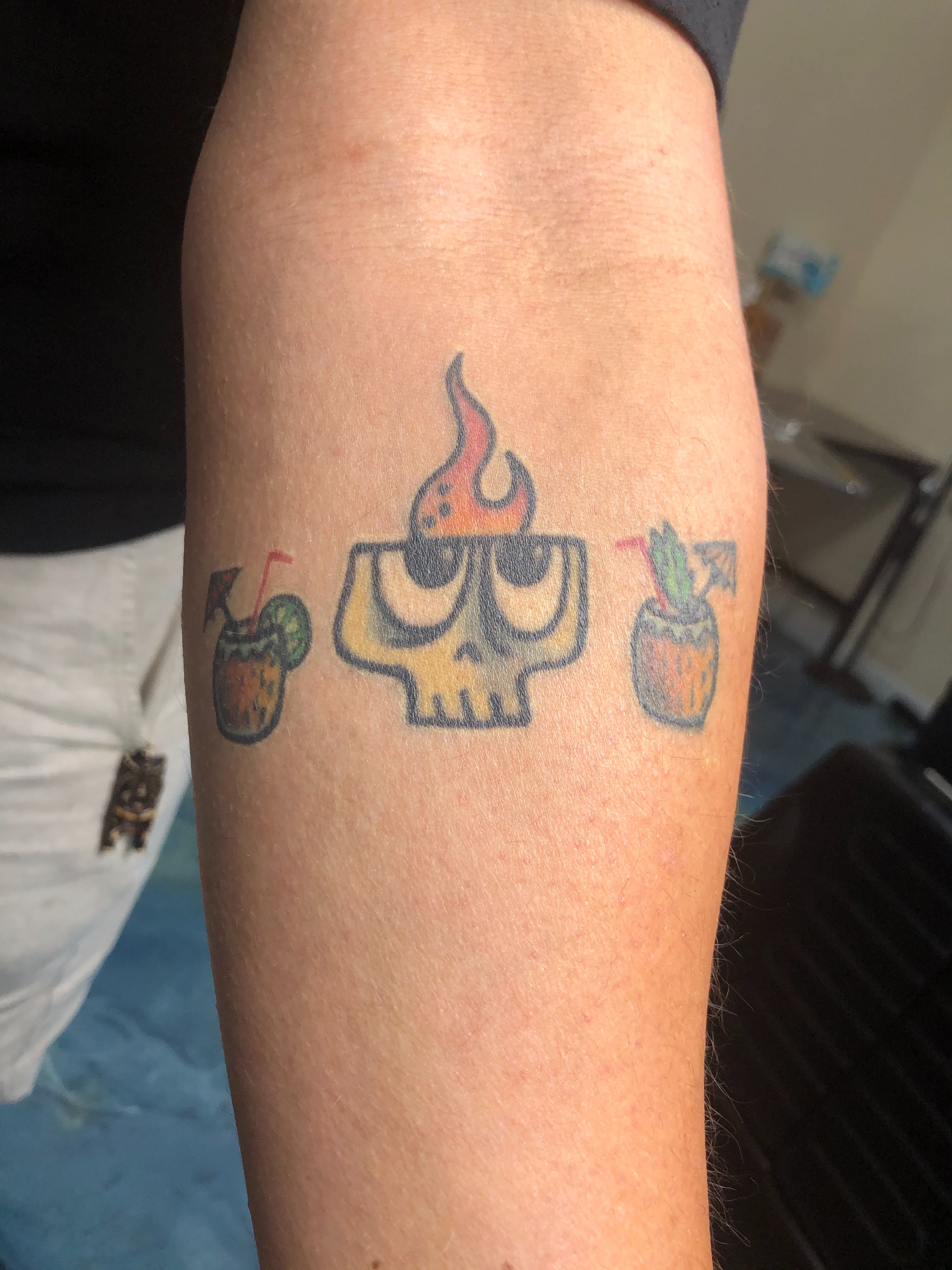 Tattoo by @tahitigil — american_traditional