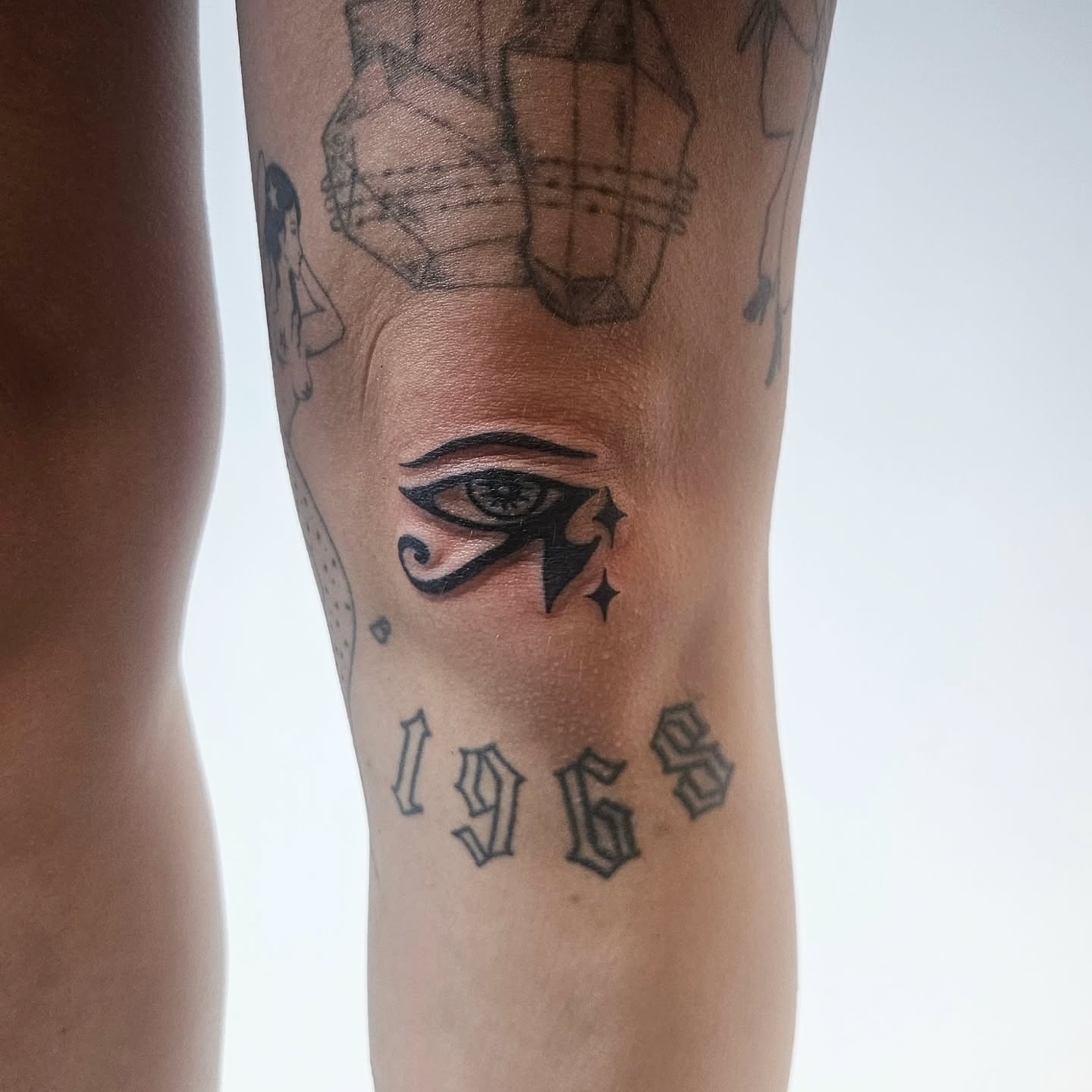 Tattoo by @ammyfoste — black_and_grey