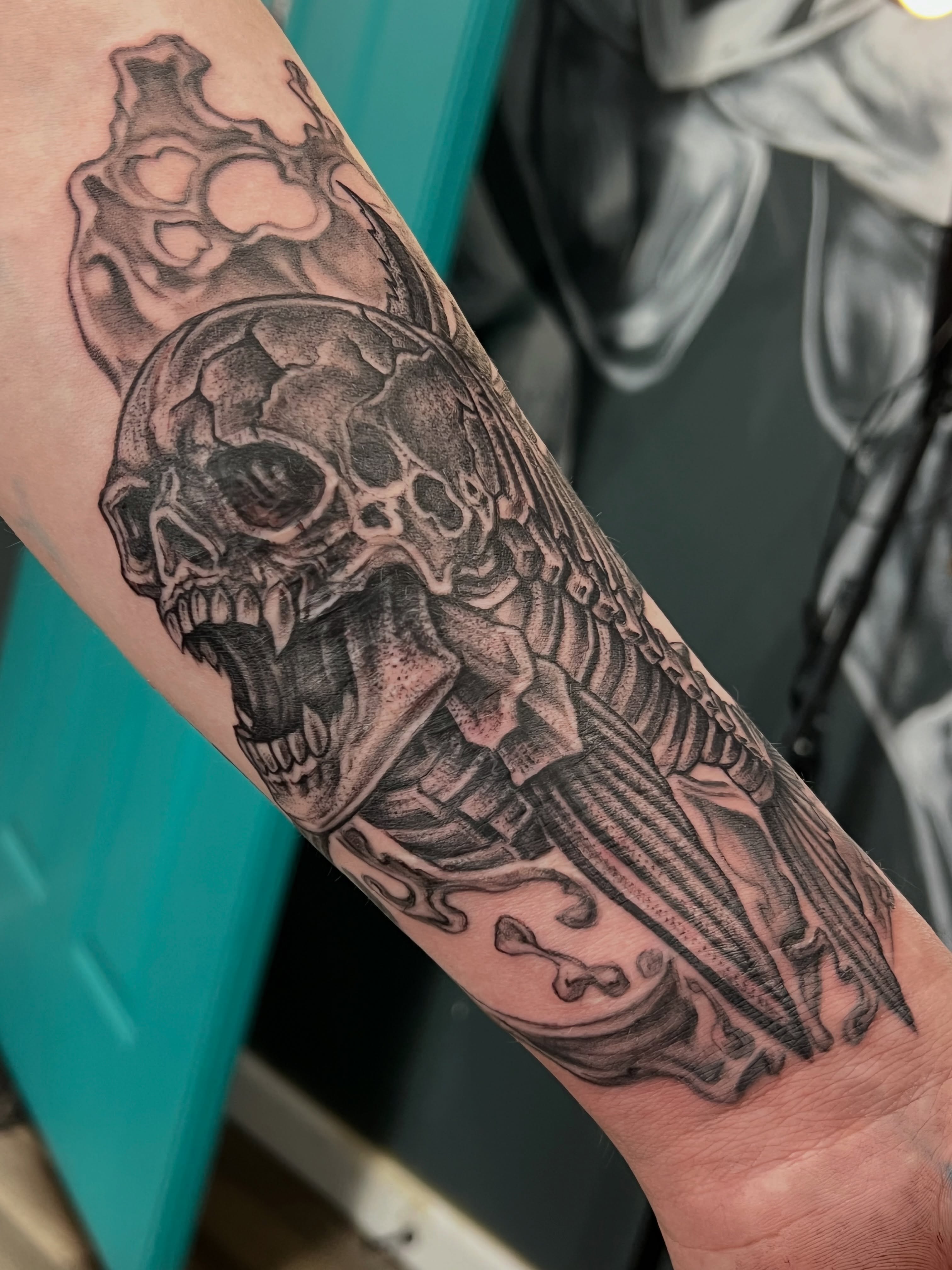 Tattoo by @mrsimontattoo — black_and_grey, realism