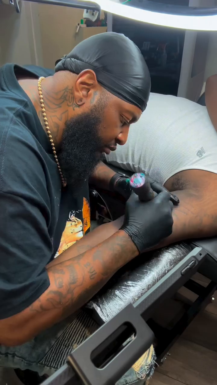 Tattoo by @i_am_tattoo — black_and_grey, realism