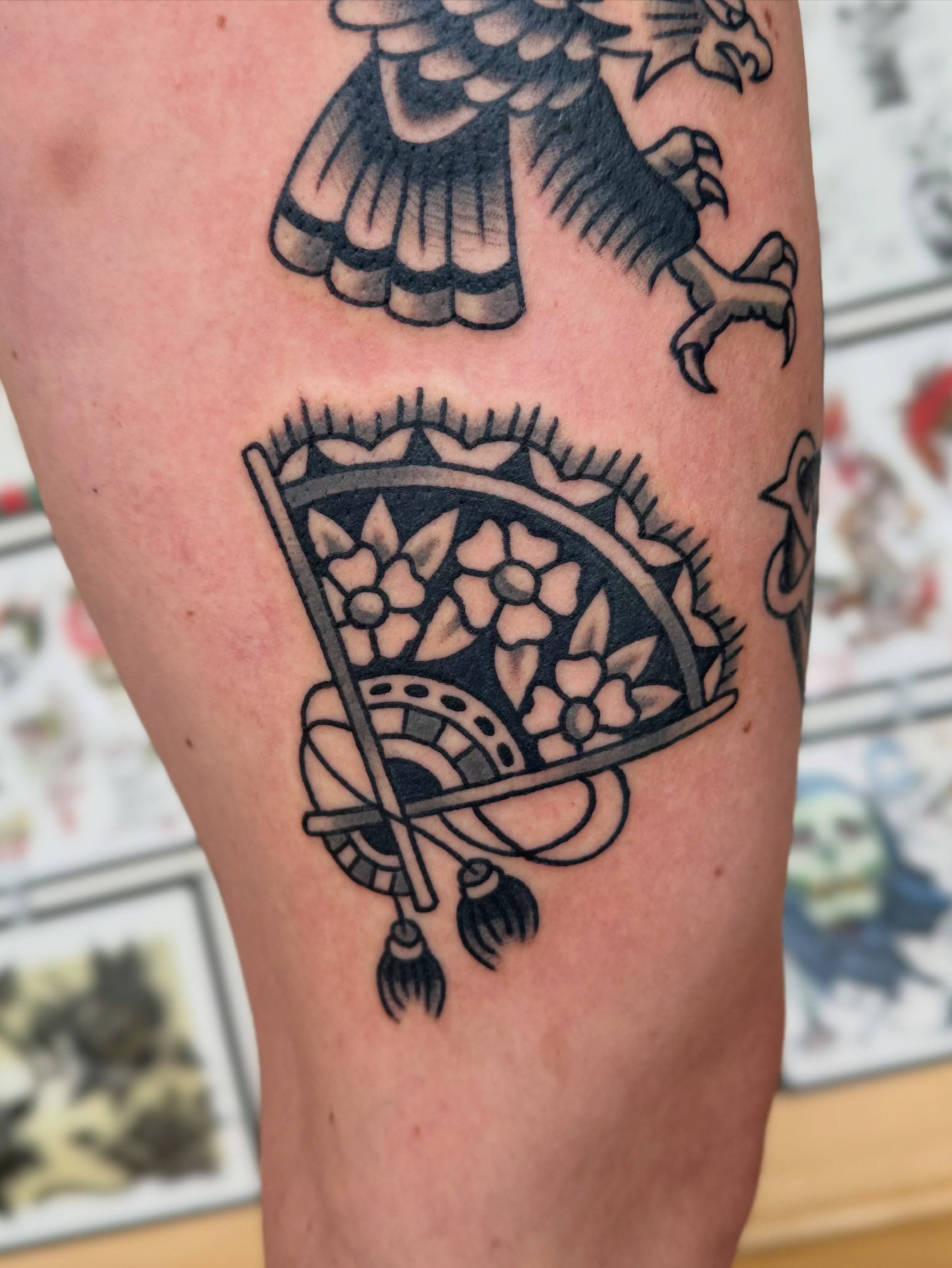 Tattoo by @elleyax — black_and_grey