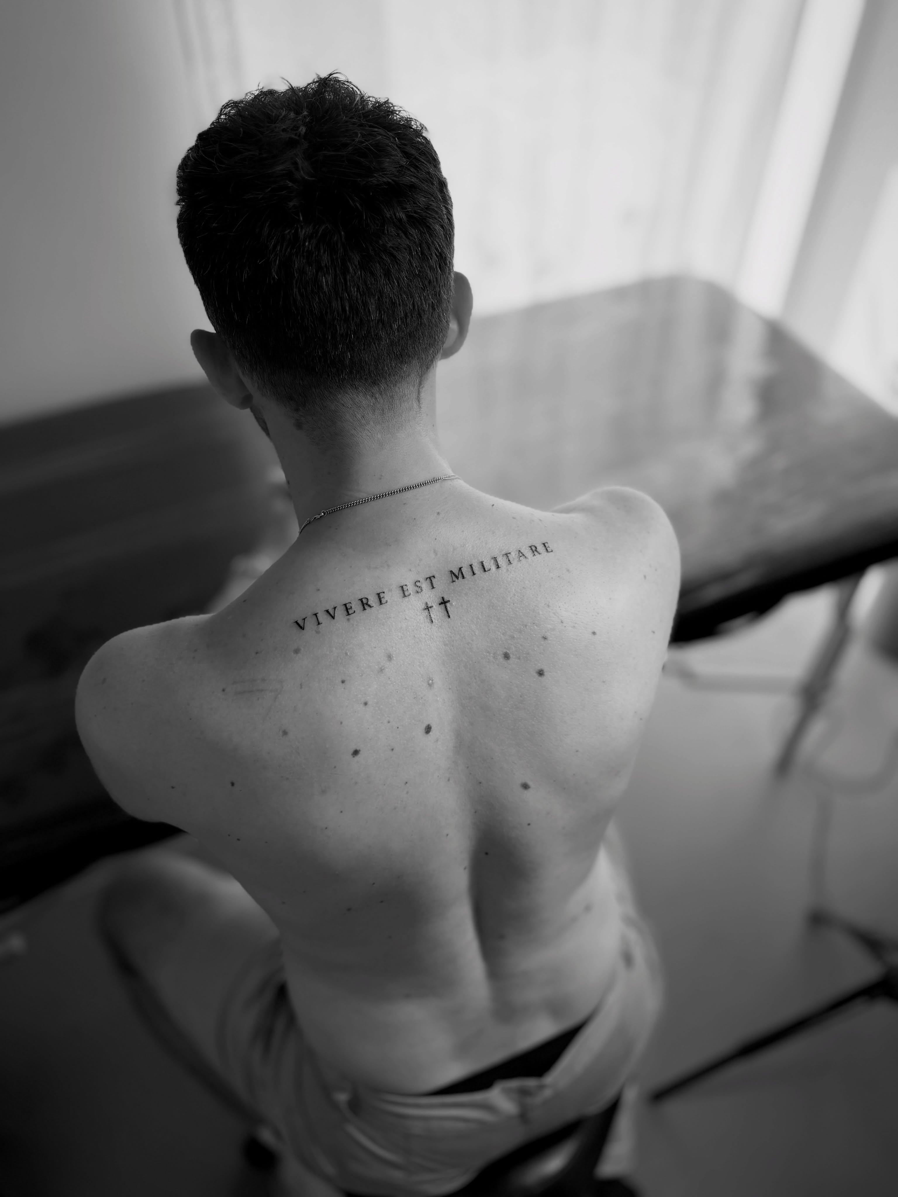 Tattoo by @oliversoames β dotwork
