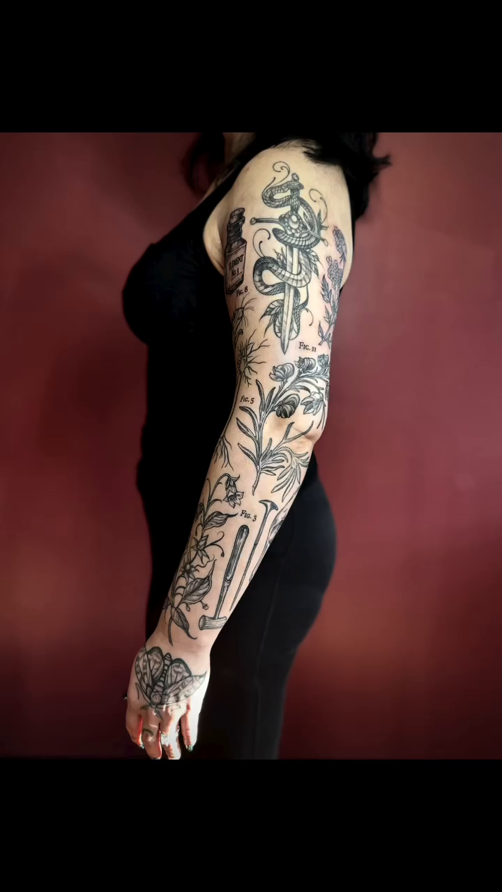 Insects and botanicals realism tattoo by โฃ ๐ฝ๐๐๐๐๐ ๐ฟ๐๐๐๐๐๐๐๐๐๐๐ โฃ