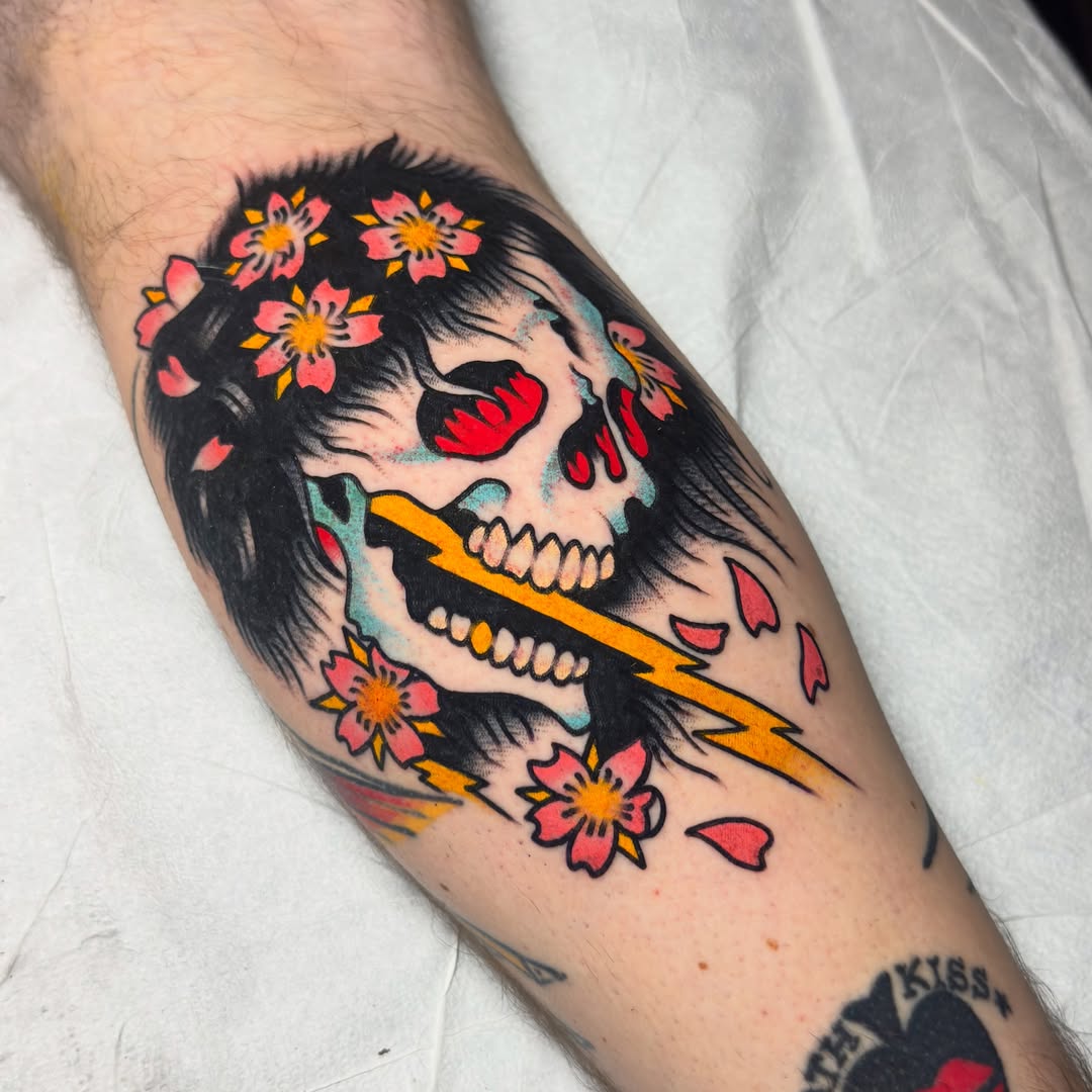 Tattoo by @tat2vandal โ american_traditional