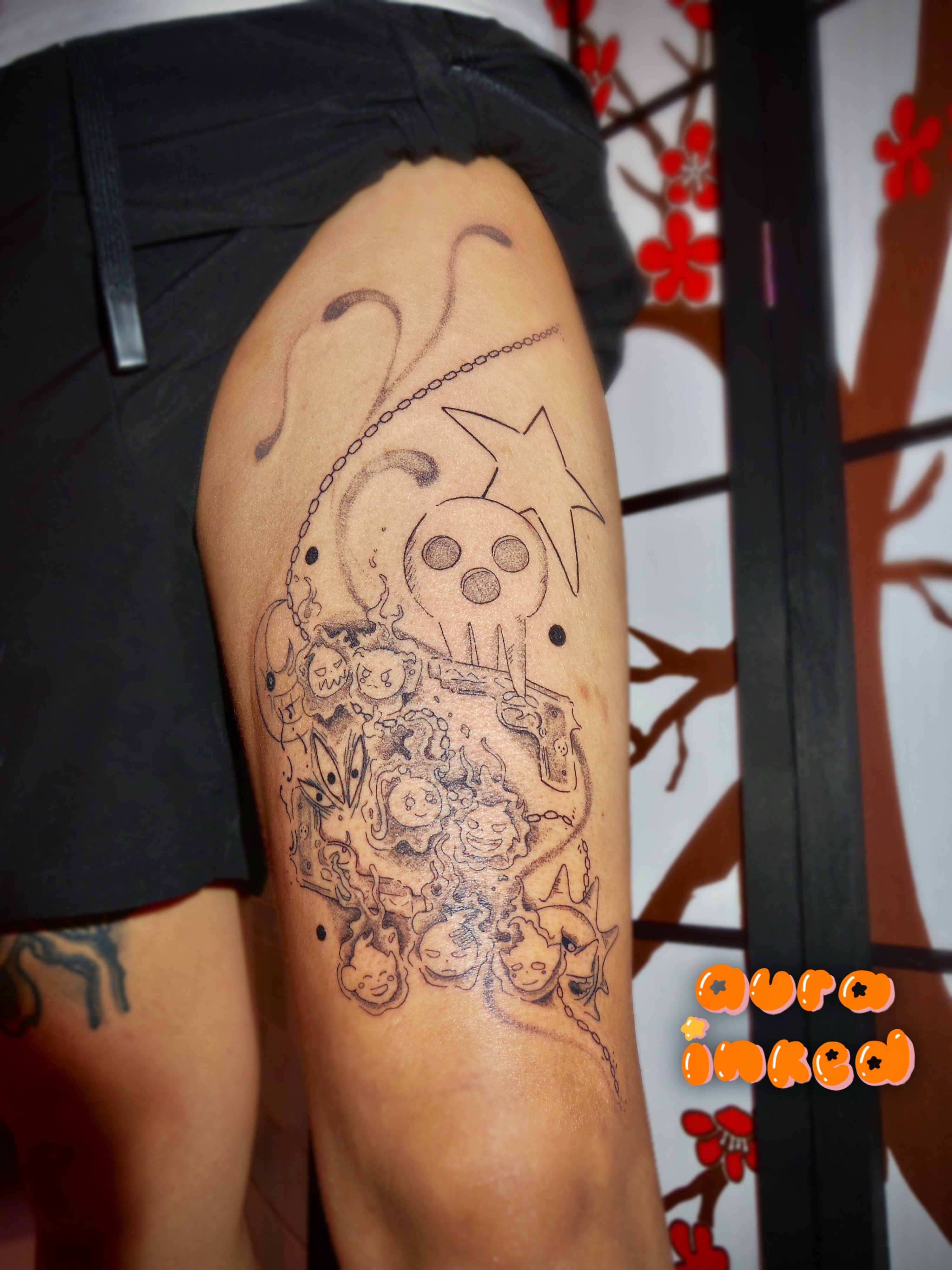 Abstract design dotwork tattoo on the thigh by Delly ⌯