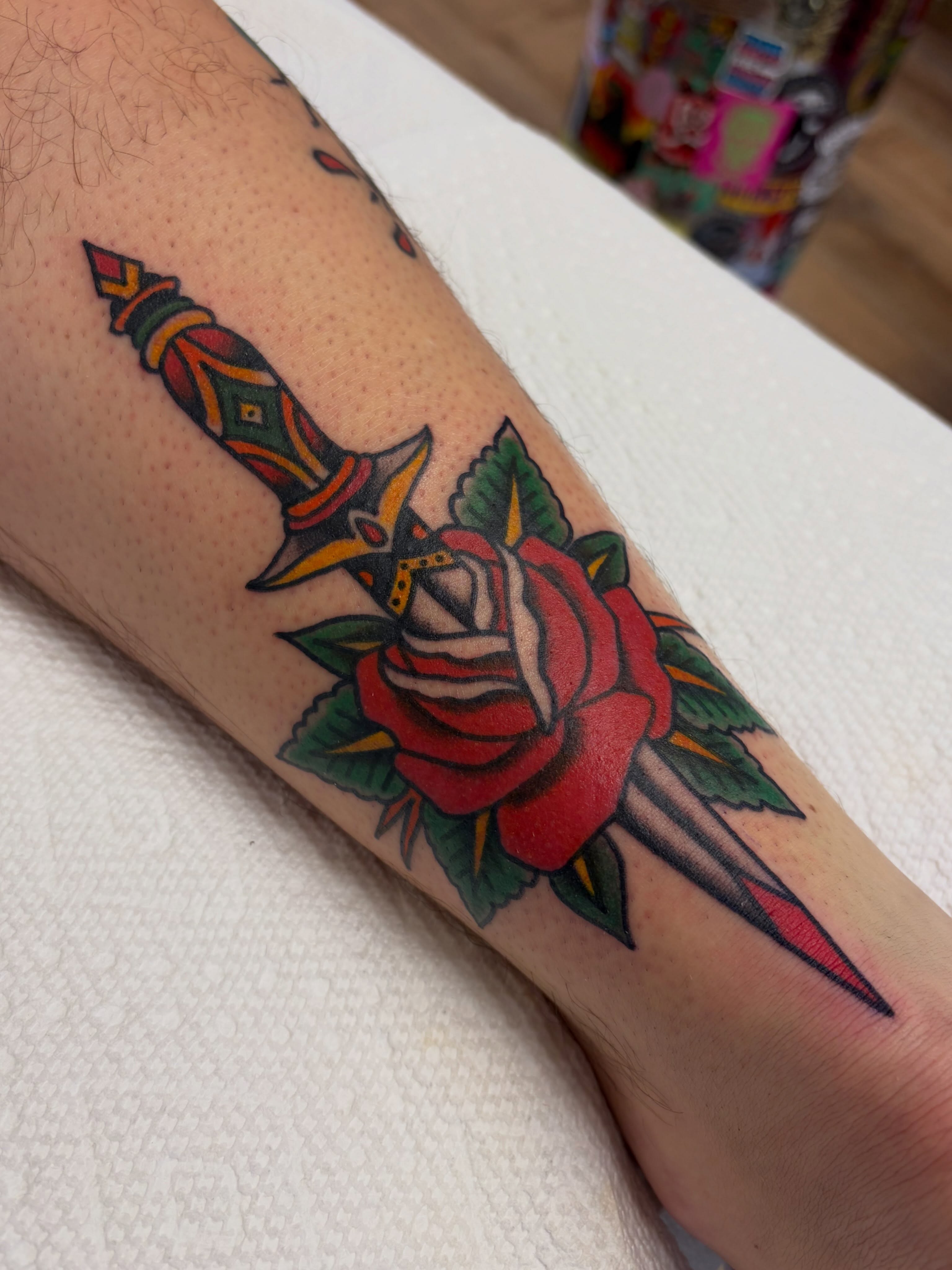 Tattoo by @jewelsidette β american_traditional