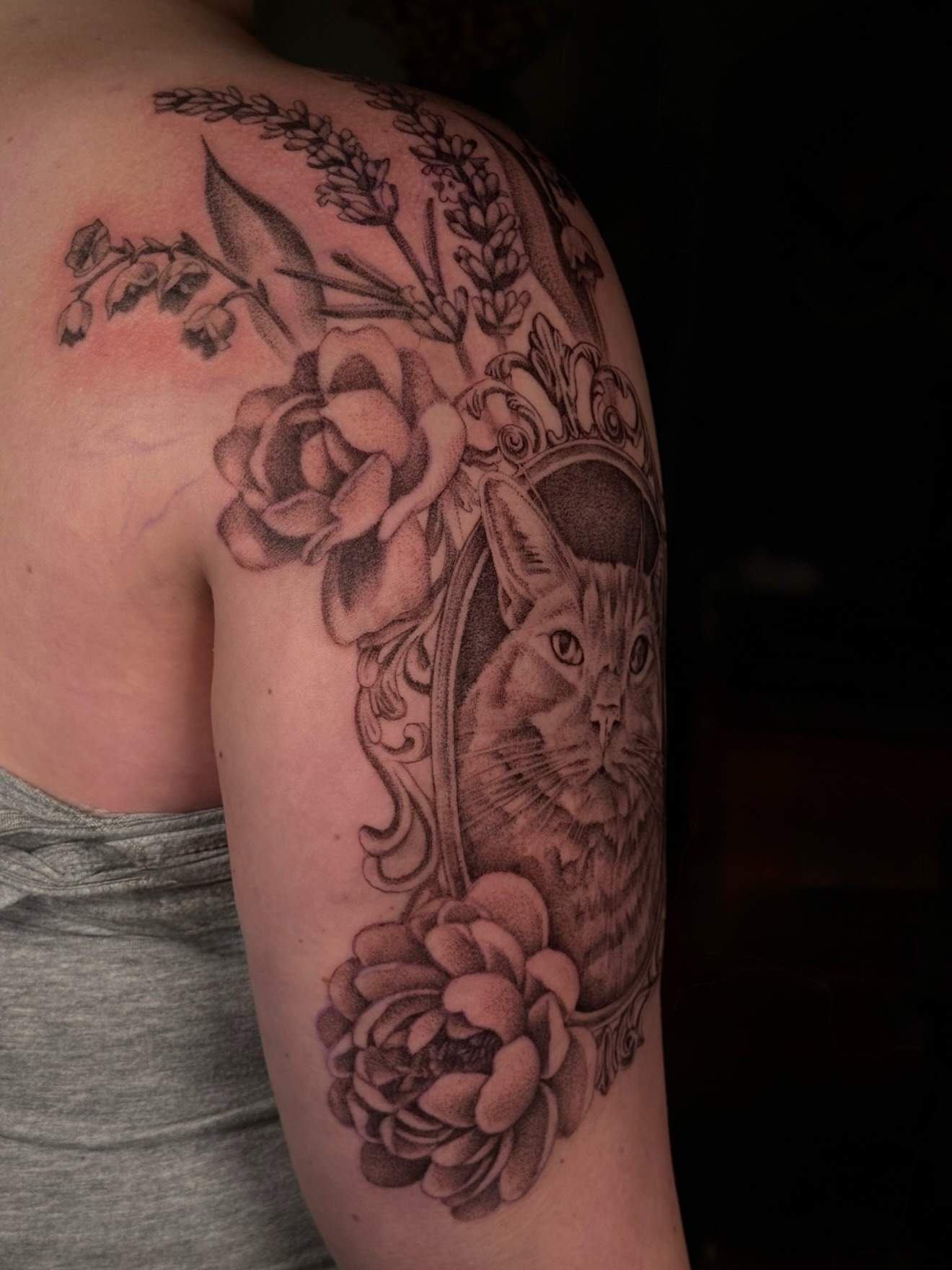 Cat and flowers realism tattoo on the shoulder by Alyssa Fazzino ⟡ CT Tattoo Artist, Rocky Hill, Connecticut