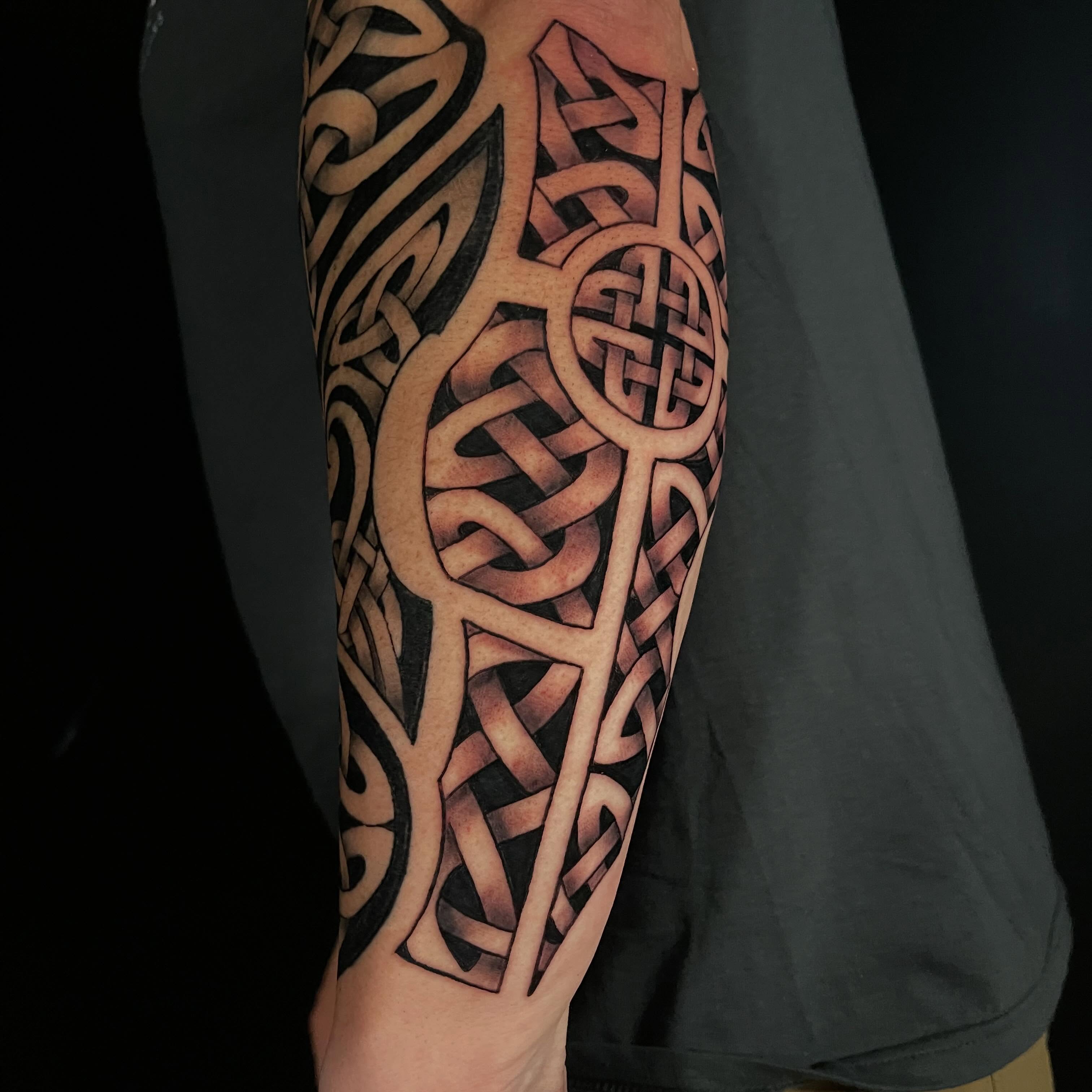 Knotwork black and grey tattoo on the forearm by ✨𝕄𝕚𝕜𝕖 𝕆’𝔽𝕒𝕣𝕣𝕖𝕝𝕝✨, Denver, Colorado