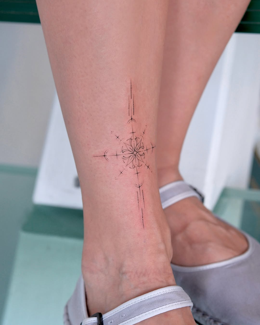 Geometric design geometric tattoo on the calf by Göksu