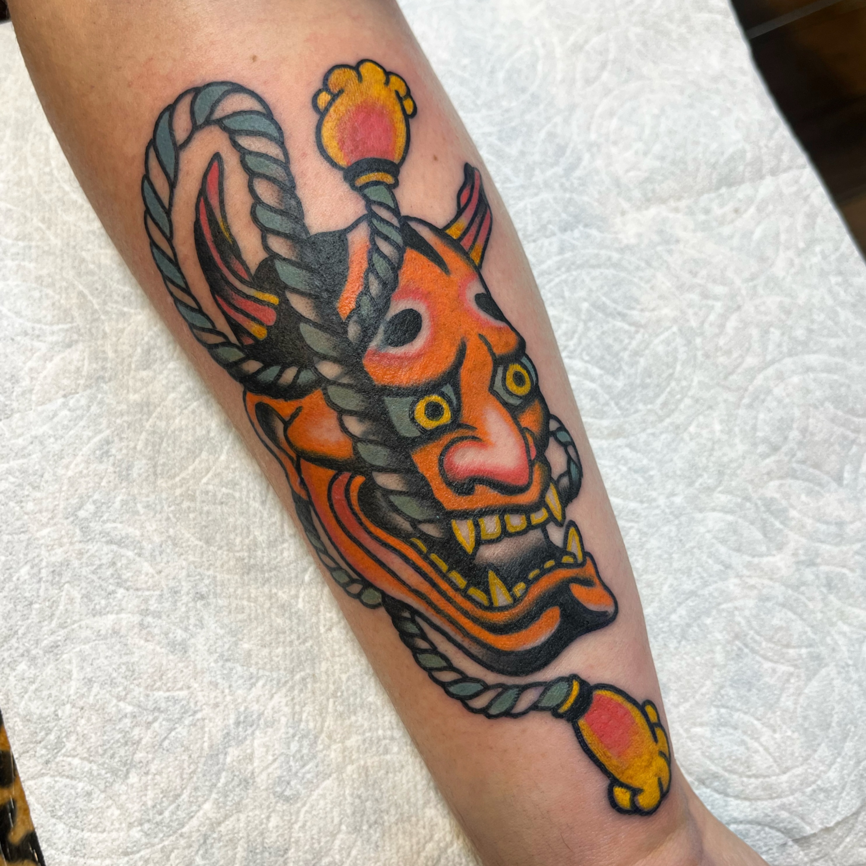 Tattoo by @viviantattoos — american_traditional