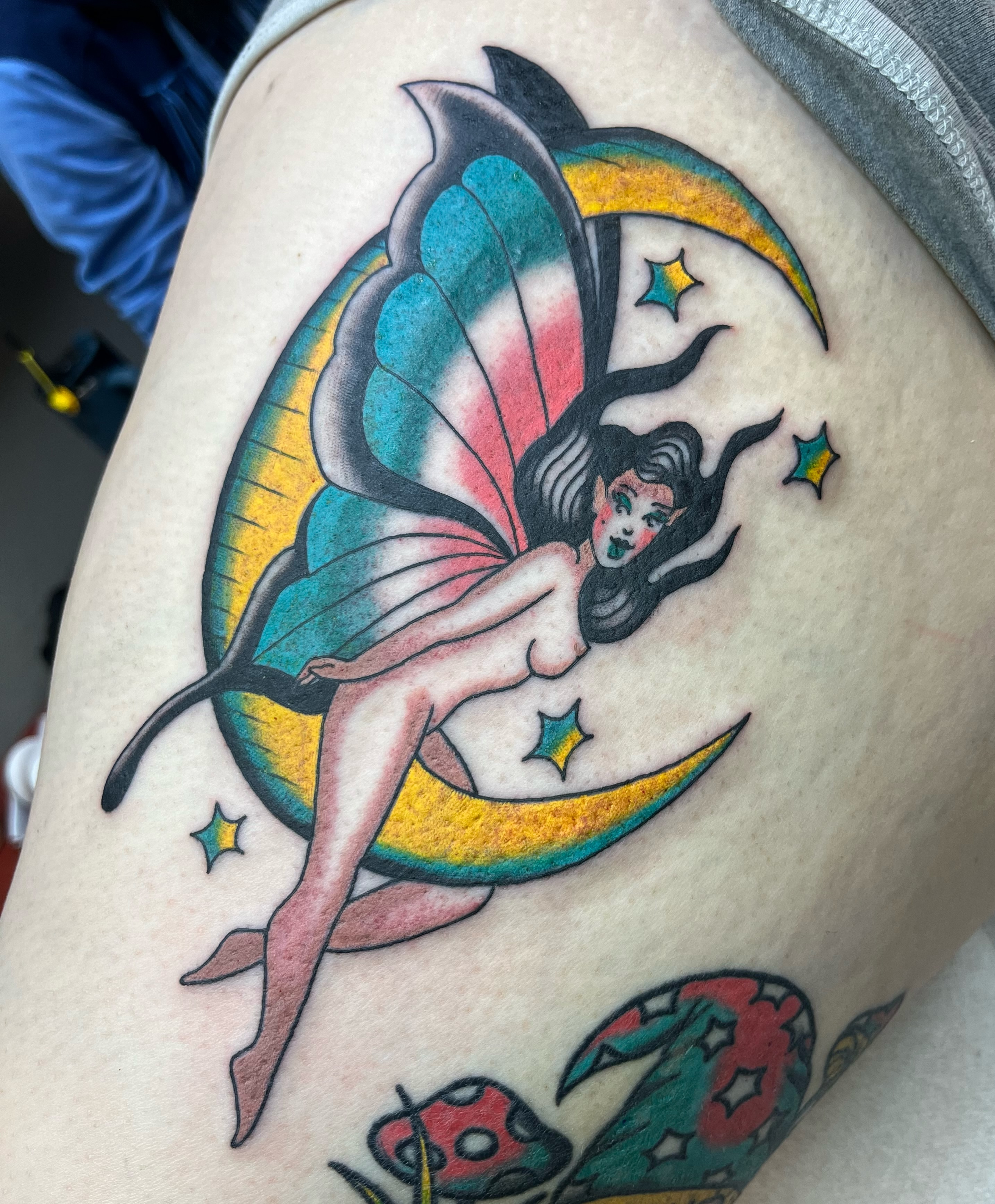 Tattoo by @viviantattoos — american_traditional