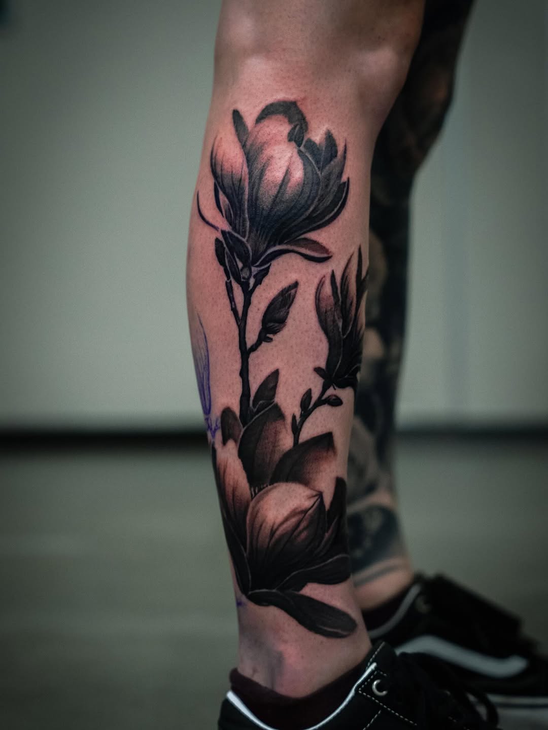 Tattoo by @tattoo_hec — black_and_grey, realism